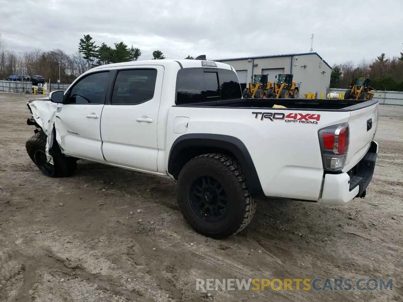 2 Photograph of a damaged car 3TMCZ5AN2LM366490 TOYOTA TACOMA 2020