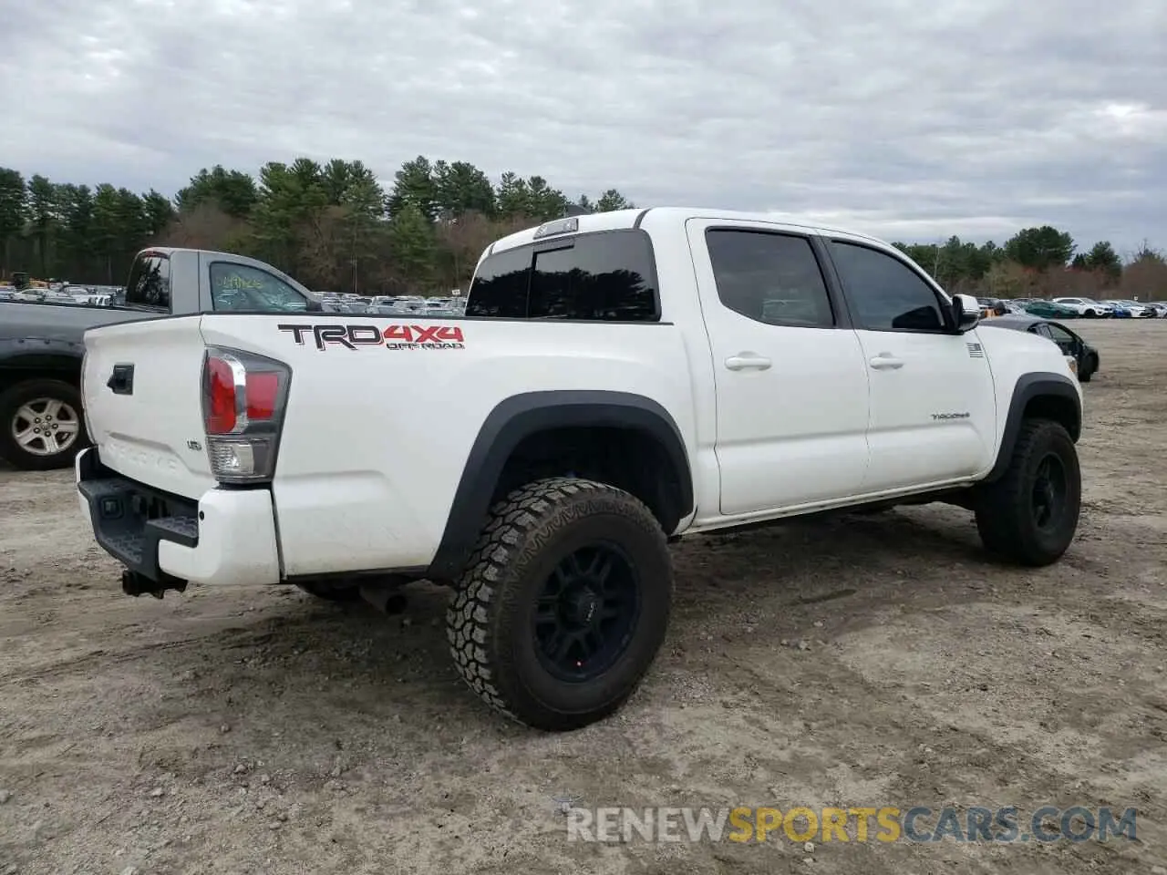 3 Photograph of a damaged car 3TMCZ5AN2LM366490 TOYOTA TACOMA 2020