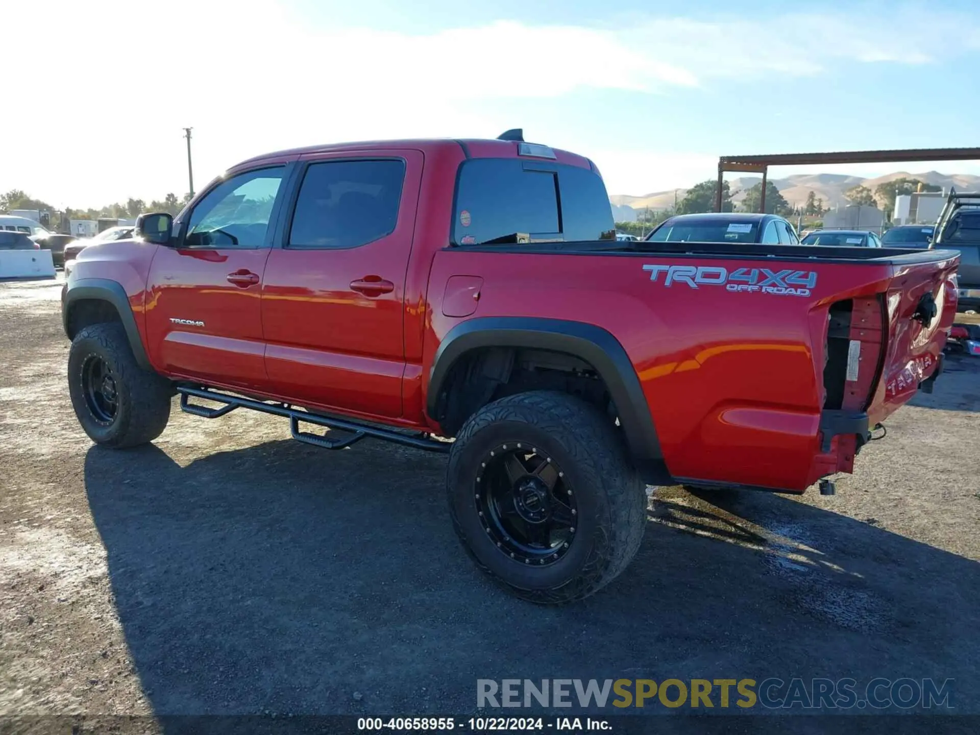 3 Photograph of a damaged car 3TMCZ5AN3LM312339 TOYOTA TACOMA 2020