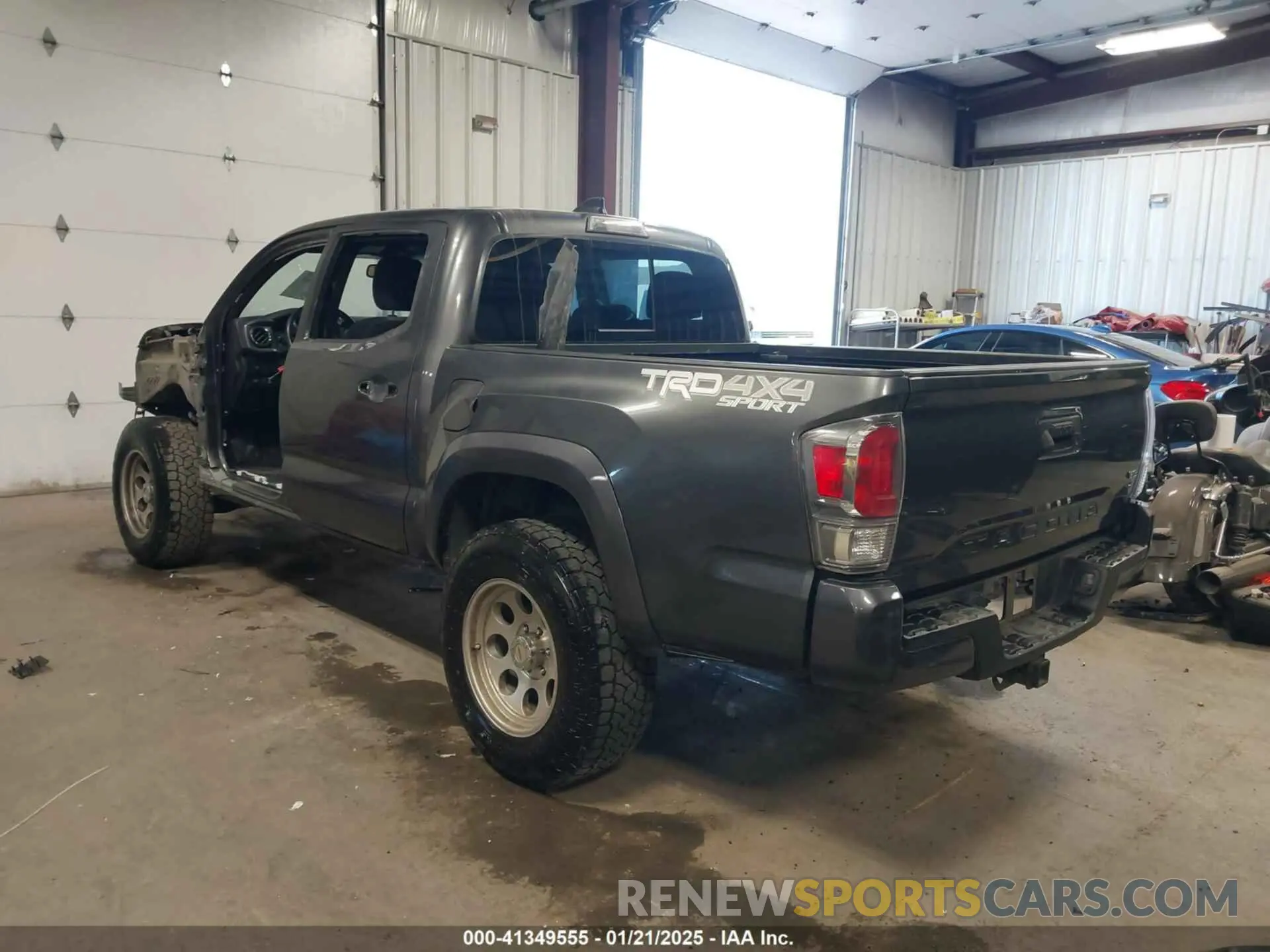 3 Photograph of a damaged car 3TMCZ5AN3LM314754 TOYOTA TACOMA 2020