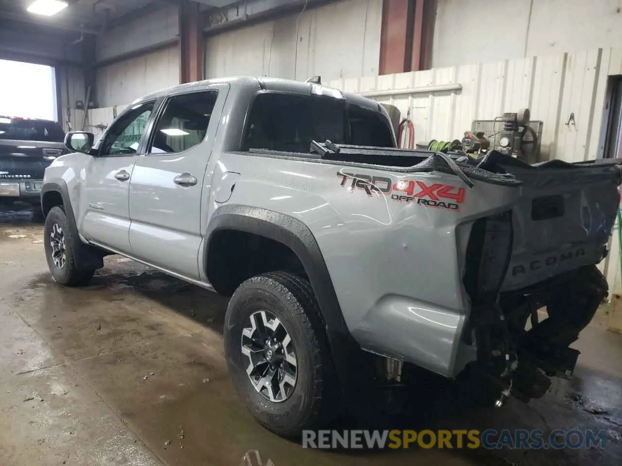 2 Photograph of a damaged car 3TMCZ5AN3LM319503 TOYOTA TACOMA 2020