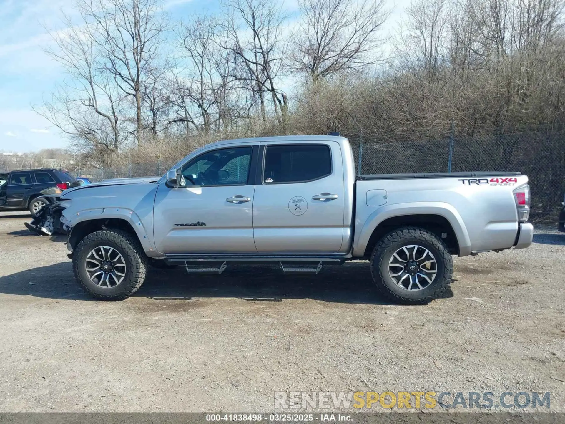15 Photograph of a damaged car 3TMCZ5AN3LM320411 TOYOTA TACOMA 2020