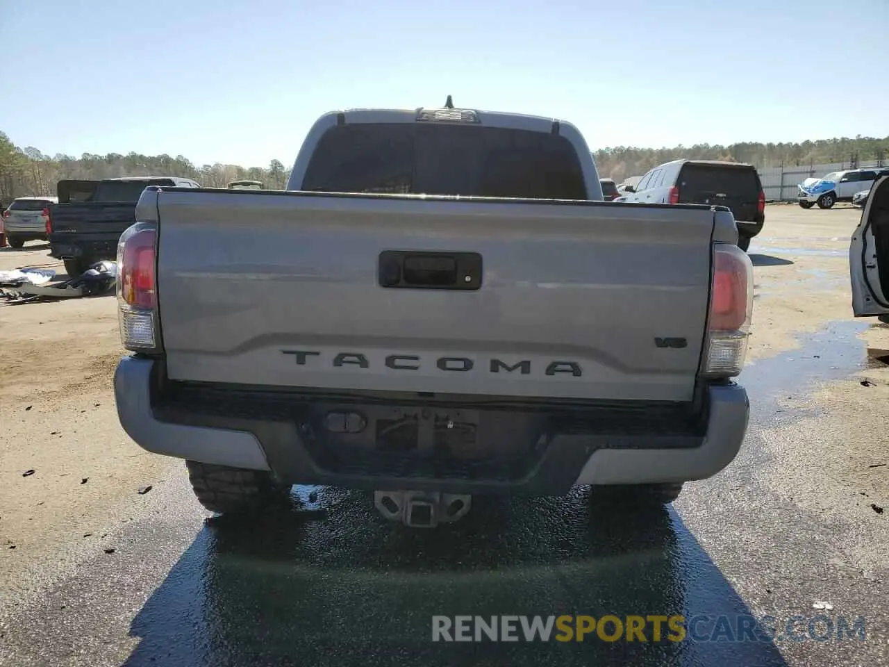 6 Photograph of a damaged car 3TMCZ5AN3LM328007 TOYOTA TACOMA 2020