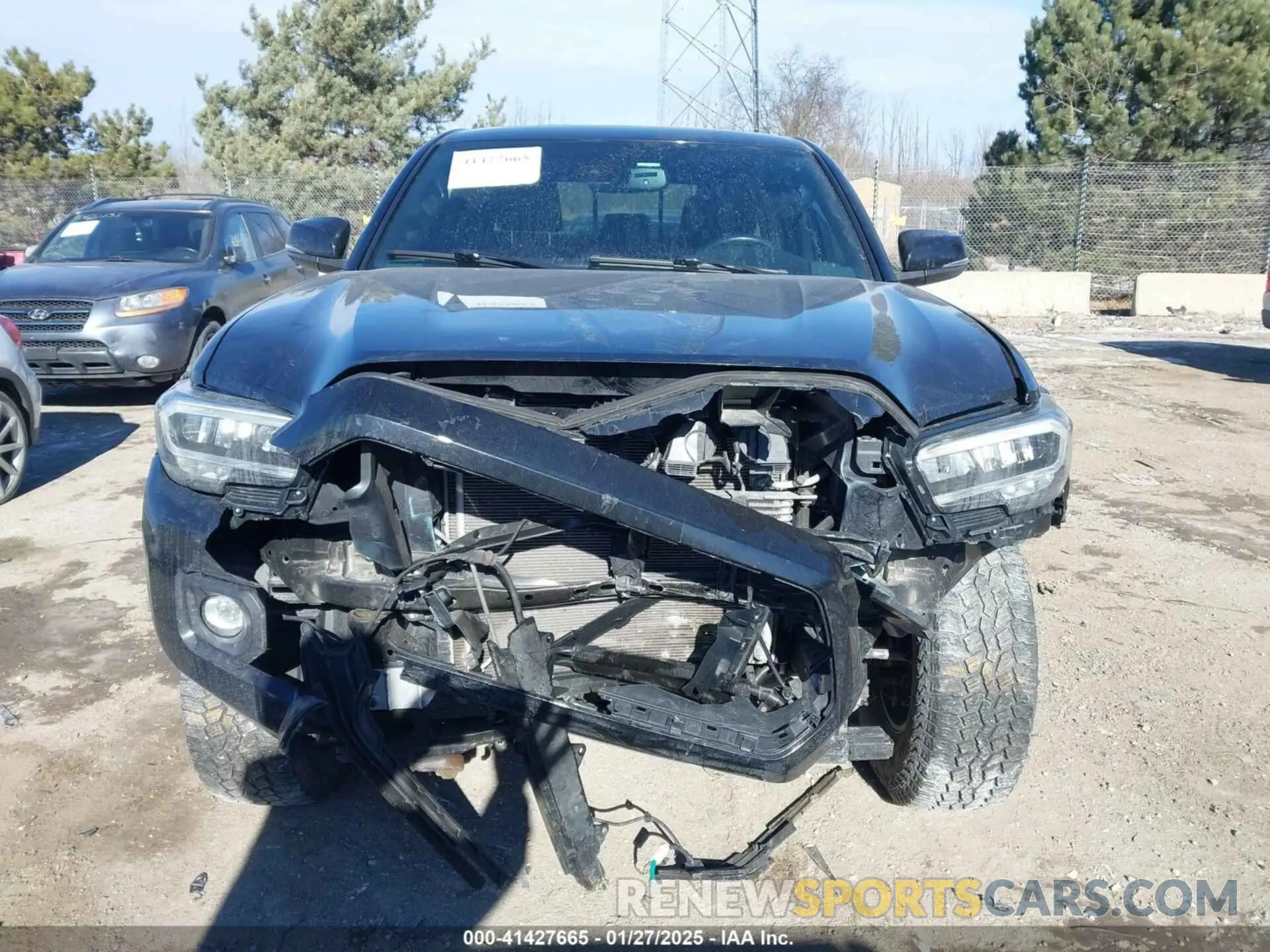12 Photograph of a damaged car 3TMCZ5AN3LM337337 TOYOTA TACOMA 2020