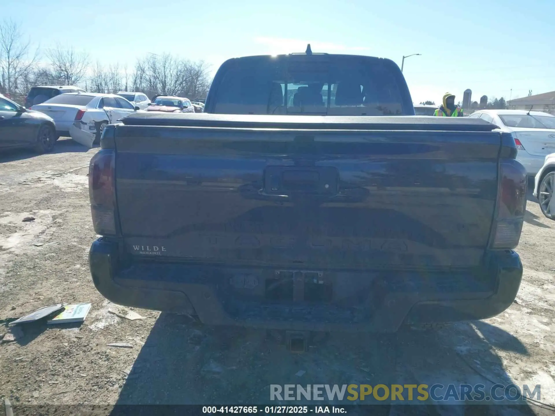 16 Photograph of a damaged car 3TMCZ5AN3LM337337 TOYOTA TACOMA 2020