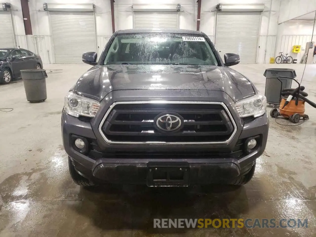 5 Photograph of a damaged car 3TMCZ5AN3LM353408 TOYOTA TACOMA 2020