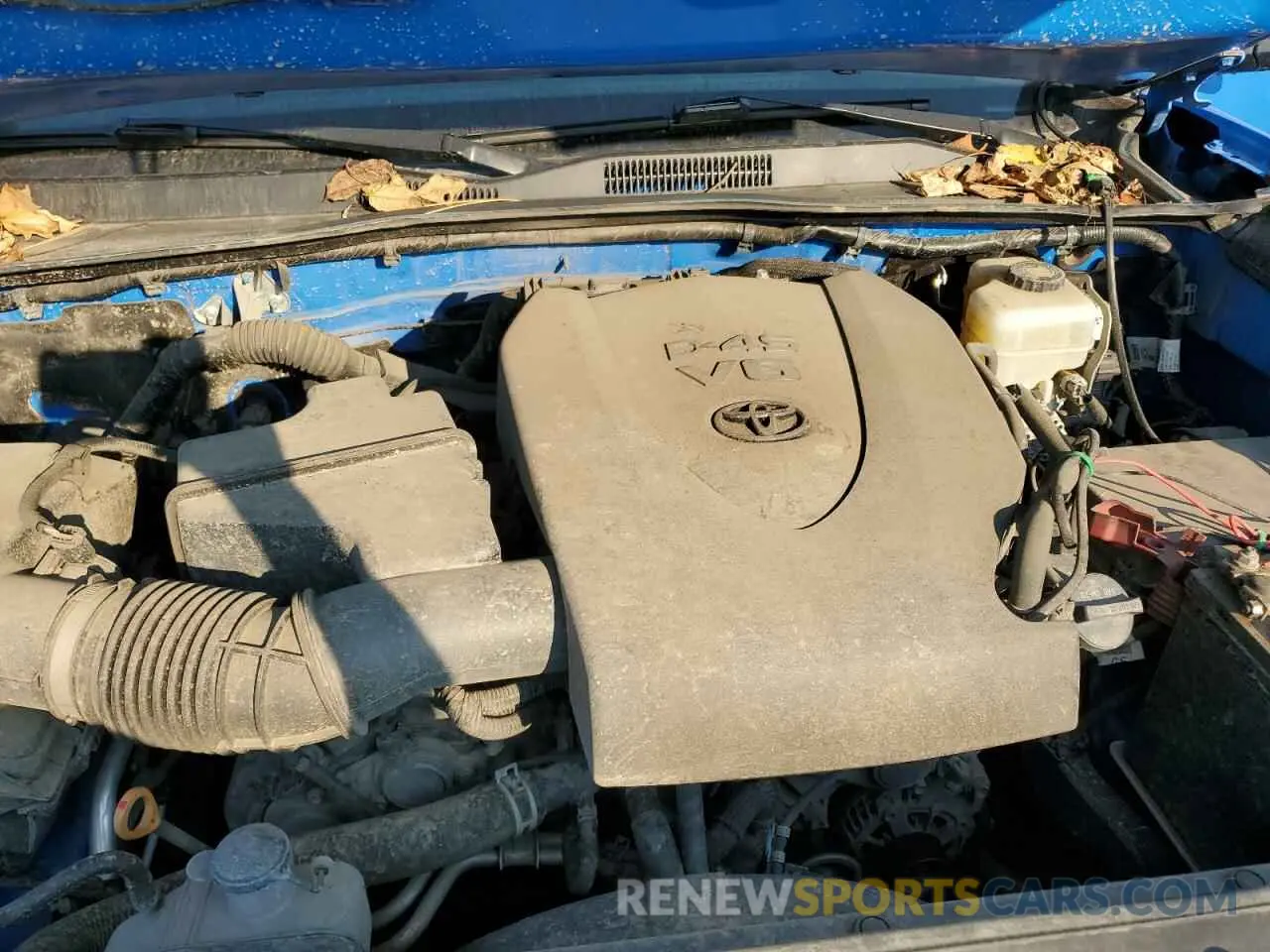 11 Photograph of a damaged car 3TMCZ5AN4LM295969 TOYOTA TACOMA 2020