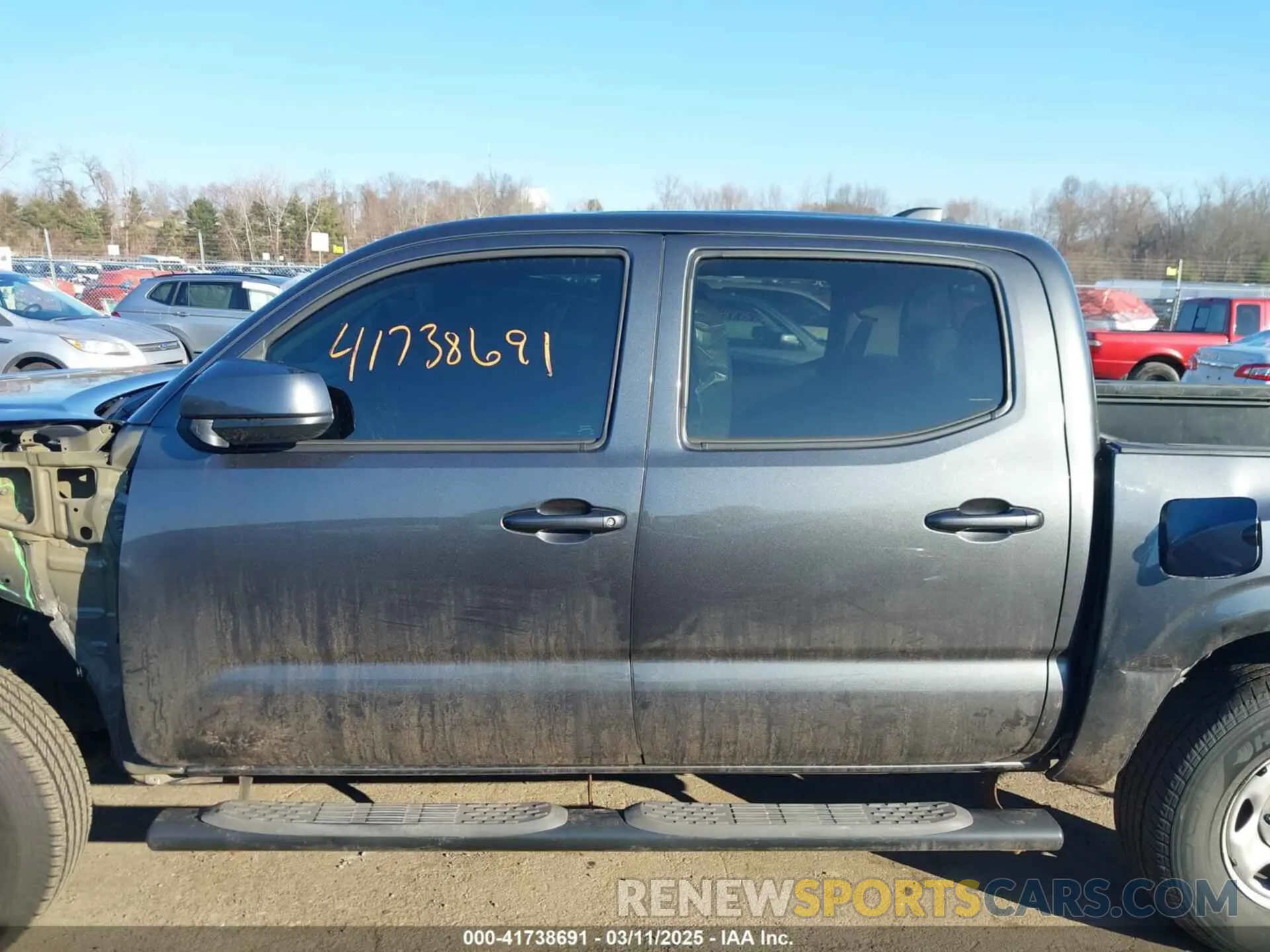 14 Photograph of a damaged car 3TMCZ5AN4LM307814 TOYOTA TACOMA 2020