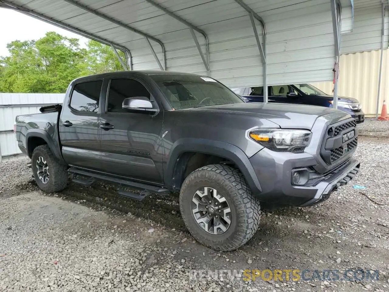 4 Photograph of a damaged car 3TMCZ5AN4LM323446 TOYOTA TACOMA 2020