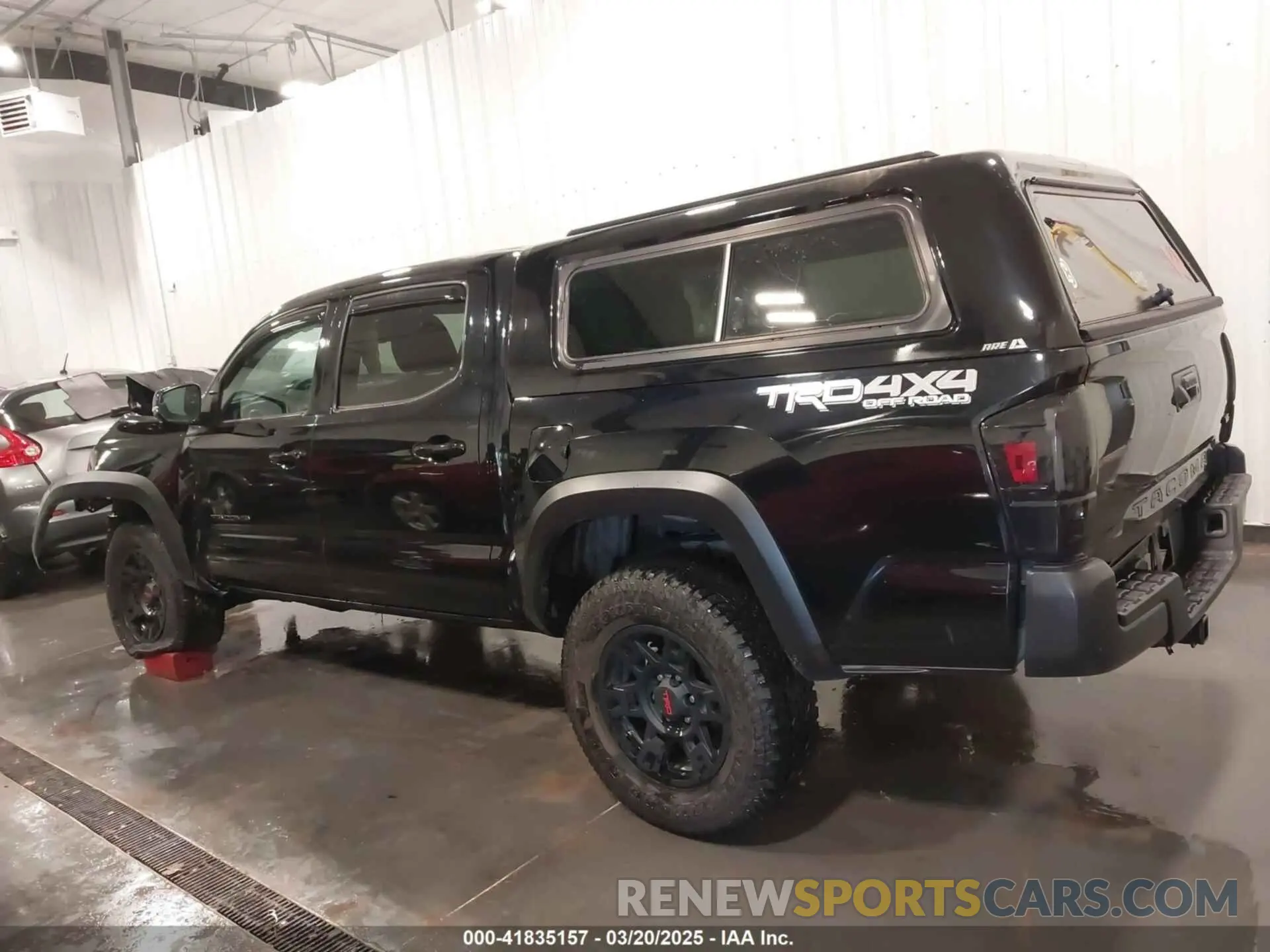 14 Photograph of a damaged car 3TMCZ5AN4LM338884 TOYOTA TACOMA 2020