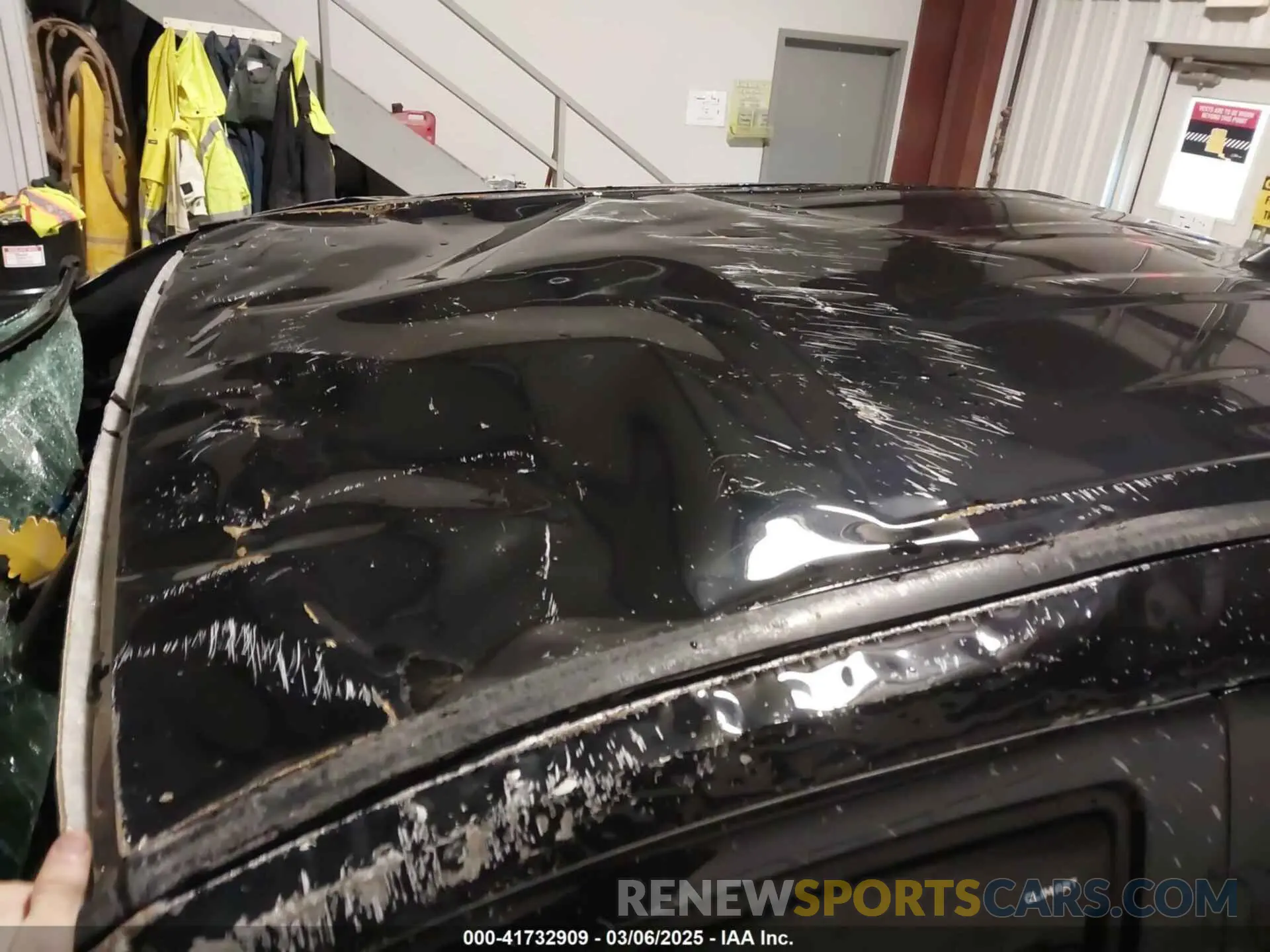 6 Photograph of a damaged car 3TMCZ5AN4LM351344 TOYOTA TACOMA 2020
