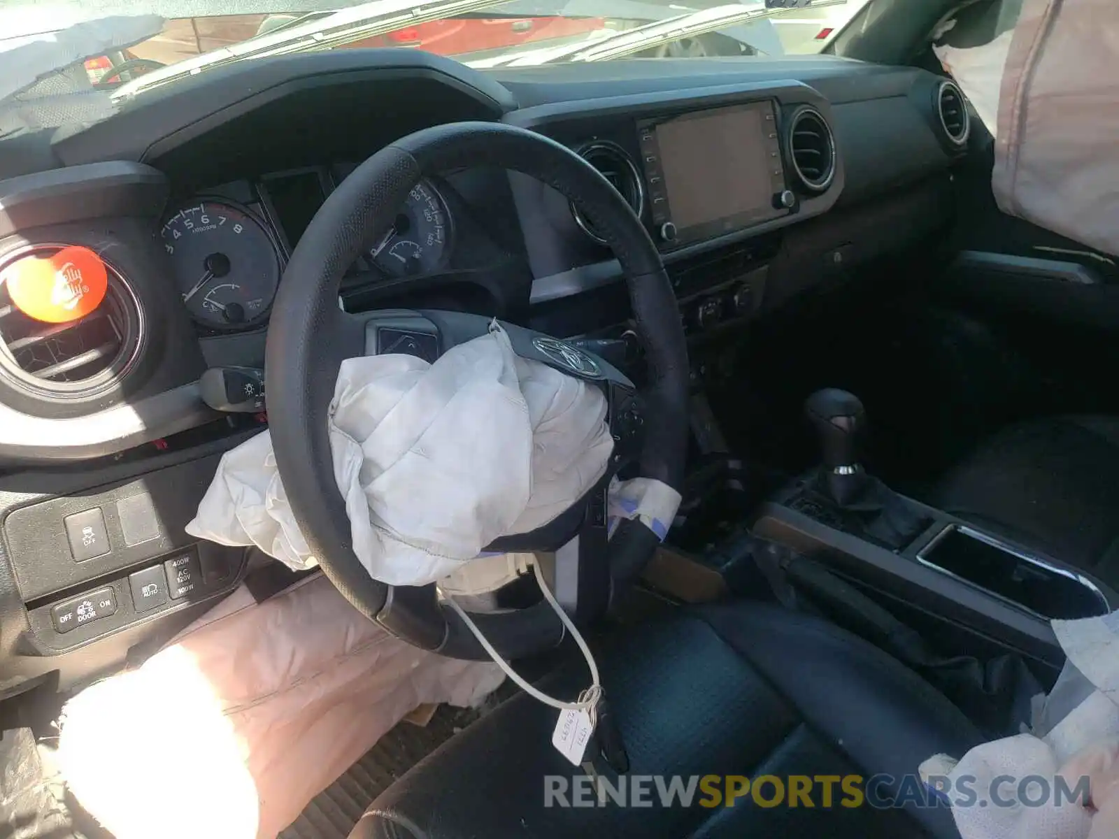 9 Photograph of a damaged car 3TMCZ5AN5LM291297 TOYOTA TACOMA 2020