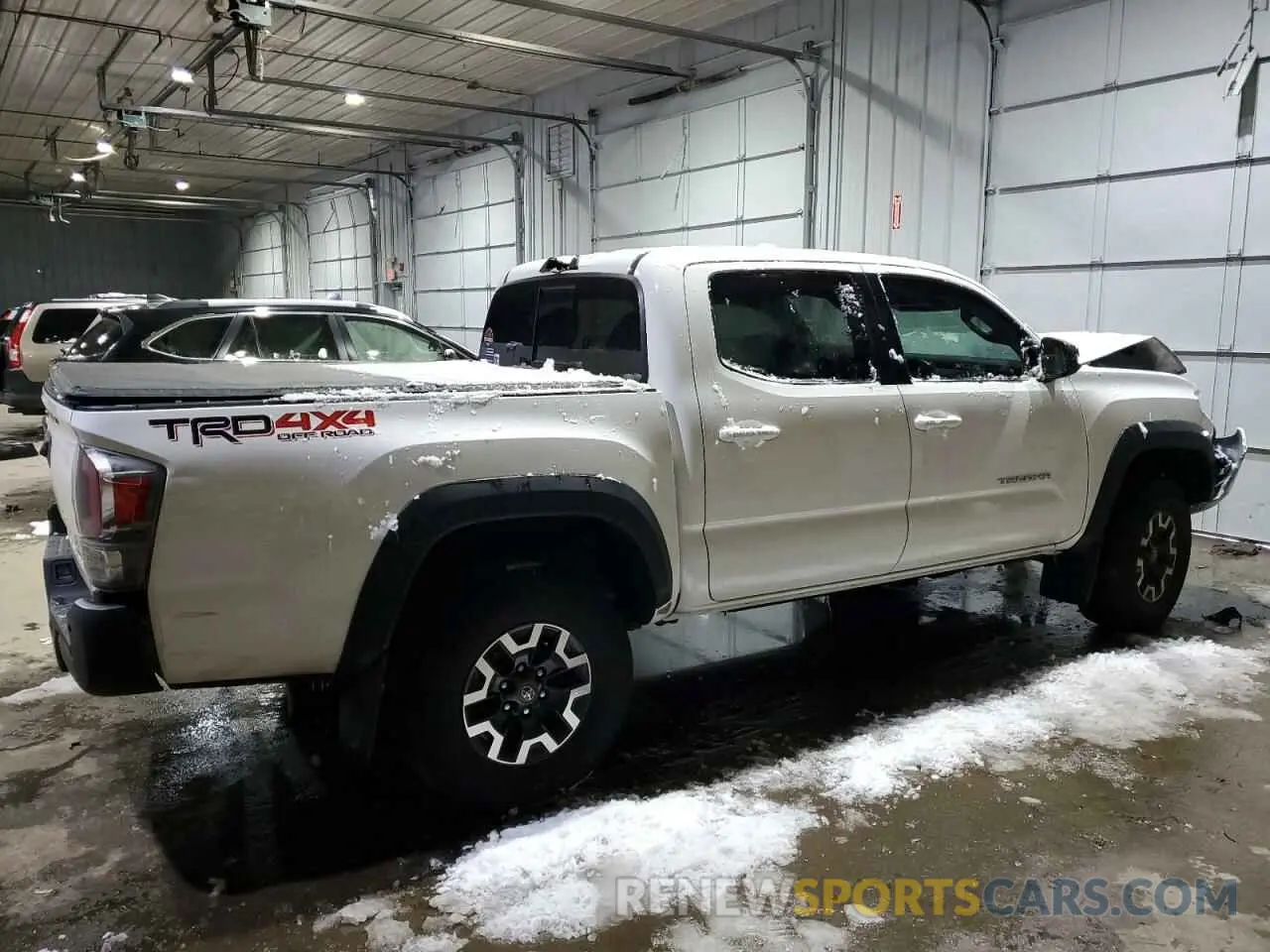 3 Photograph of a damaged car 3TMCZ5AN5LM325643 TOYOTA TACOMA 2020
