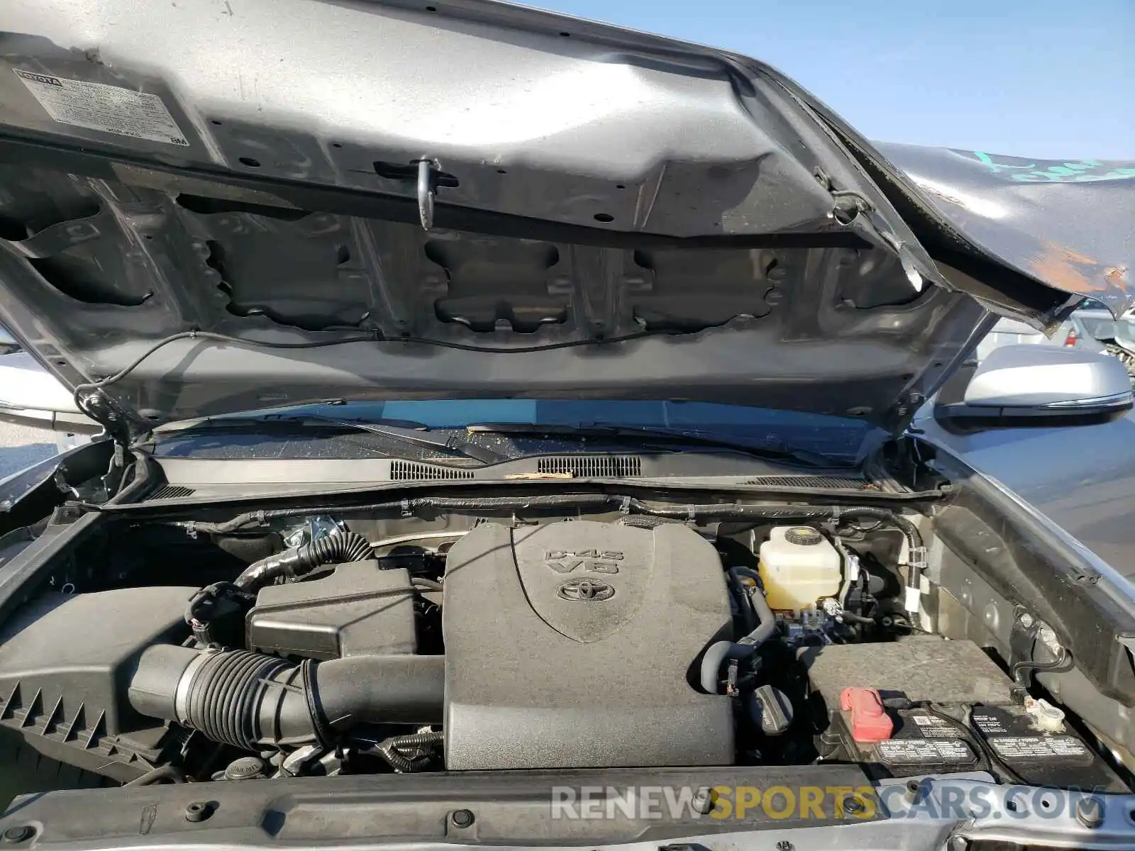 7 Photograph of a damaged car 3TMCZ5AN5LM326369 TOYOTA TACOMA 2020