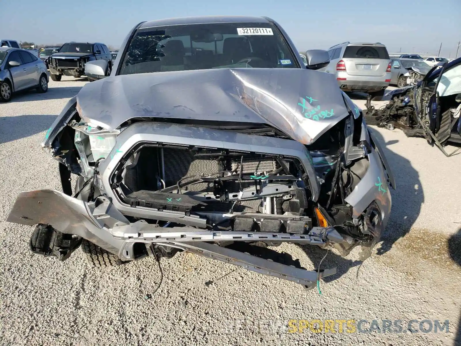 9 Photograph of a damaged car 3TMCZ5AN5LM326369 TOYOTA TACOMA 2020