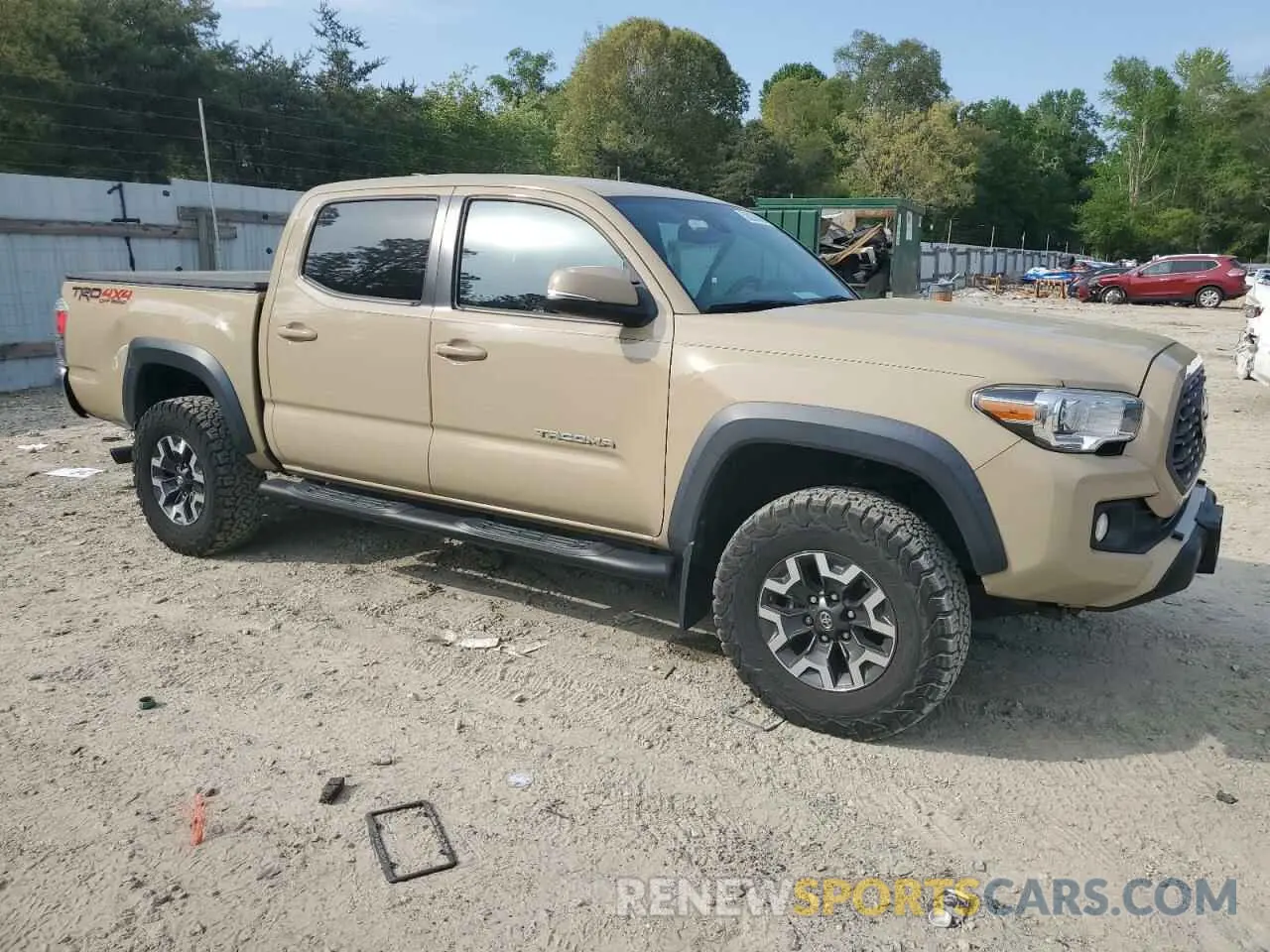 4 Photograph of a damaged car 3TMCZ5AN5LM338926 TOYOTA TACOMA 2020