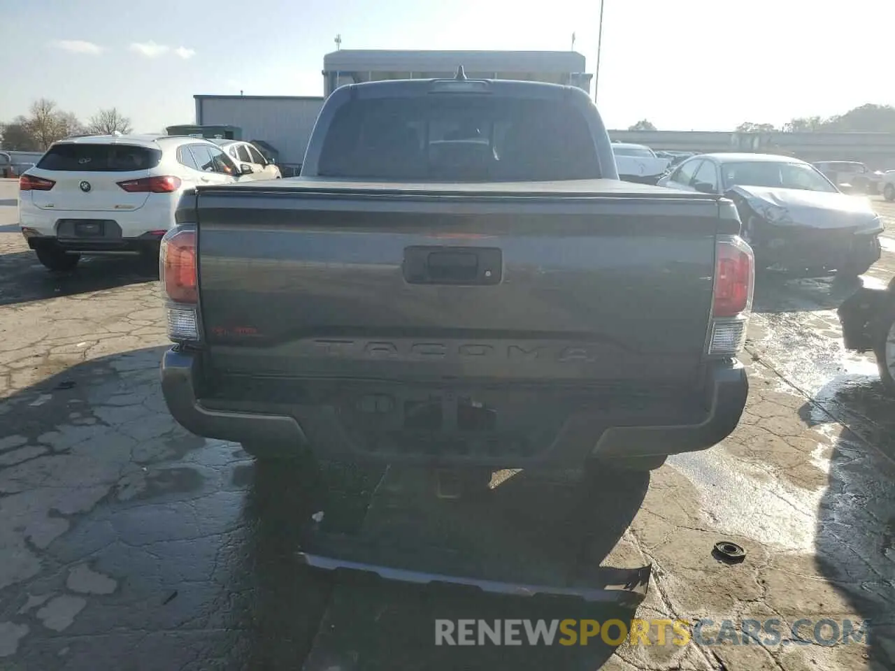 6 Photograph of a damaged car 3TMCZ5AN5LM339784 TOYOTA TACOMA 2020