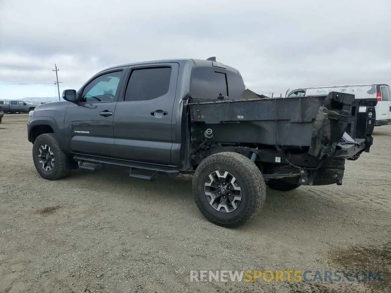 2 Photograph of a damaged car 3TMCZ5AN5LM349411 TOYOTA TACOMA 2020