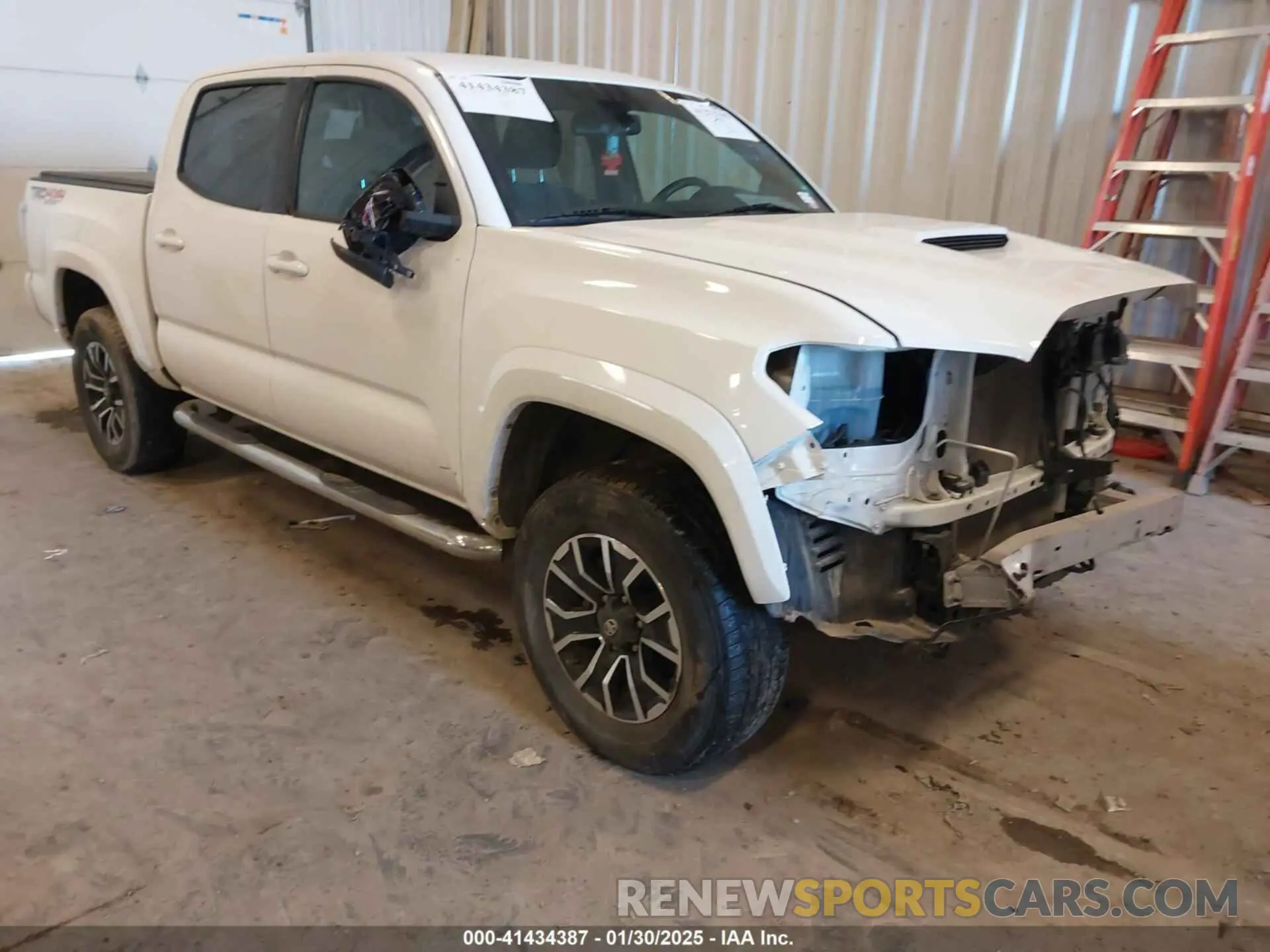 1 Photograph of a damaged car 3TMCZ5AN5LM362756 TOYOTA TACOMA 2020