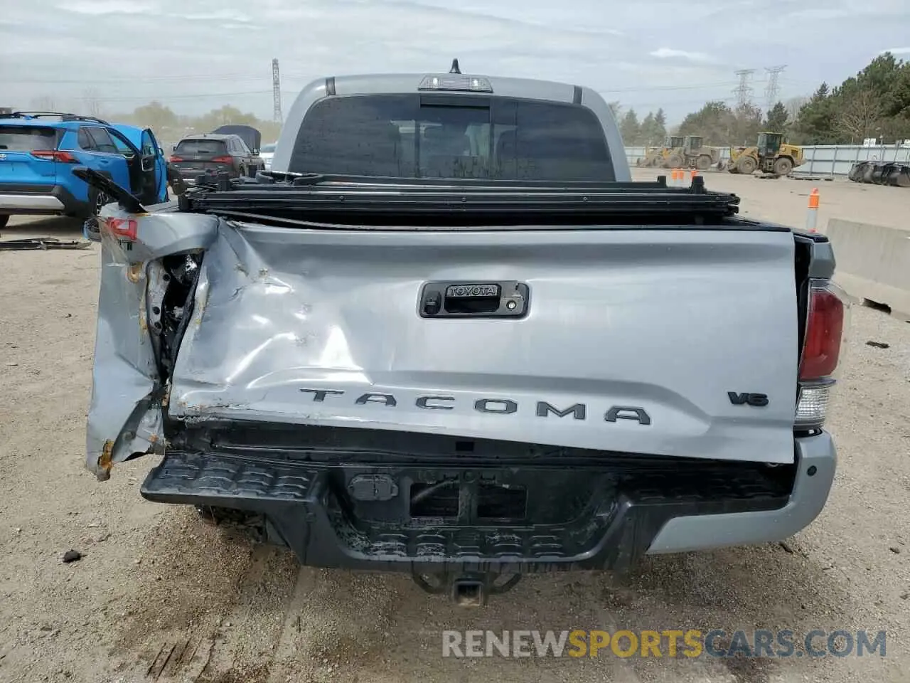 6 Photograph of a damaged car 3TMCZ5AN6LM291471 TOYOTA TACOMA 2020