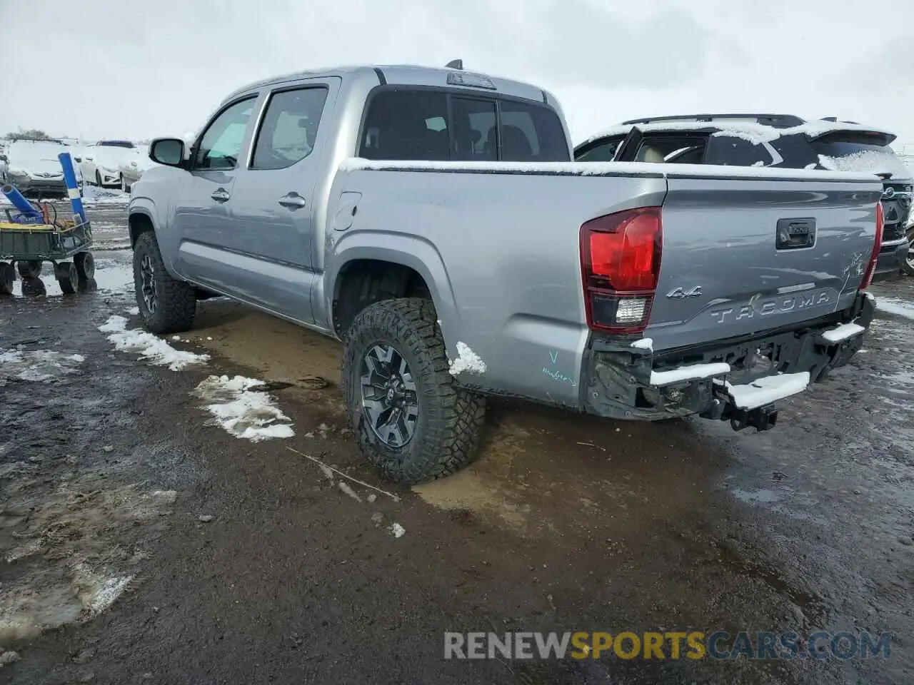 2 Photograph of a damaged car 3TMCZ5AN6LM294113 TOYOTA TACOMA 2020