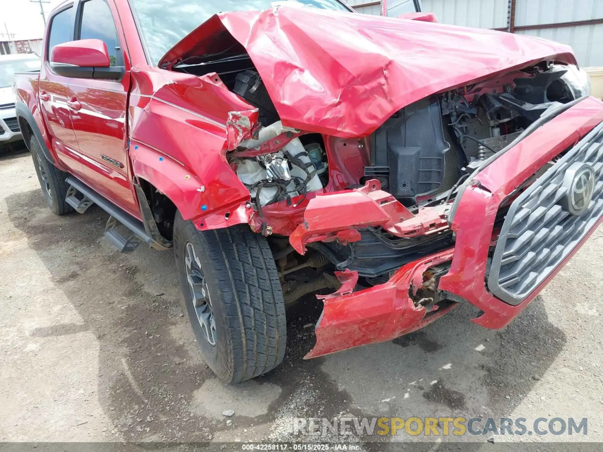 6 Photograph of a damaged car 3TMCZ5AN6LM341642 TOYOTA TACOMA 2020