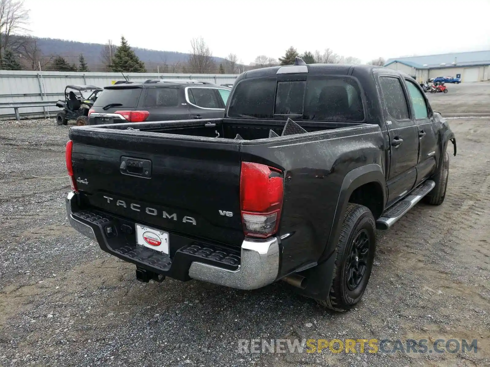 4 Photograph of a damaged car 3TMCZ5AN6LM354309 TOYOTA TACOMA 2020