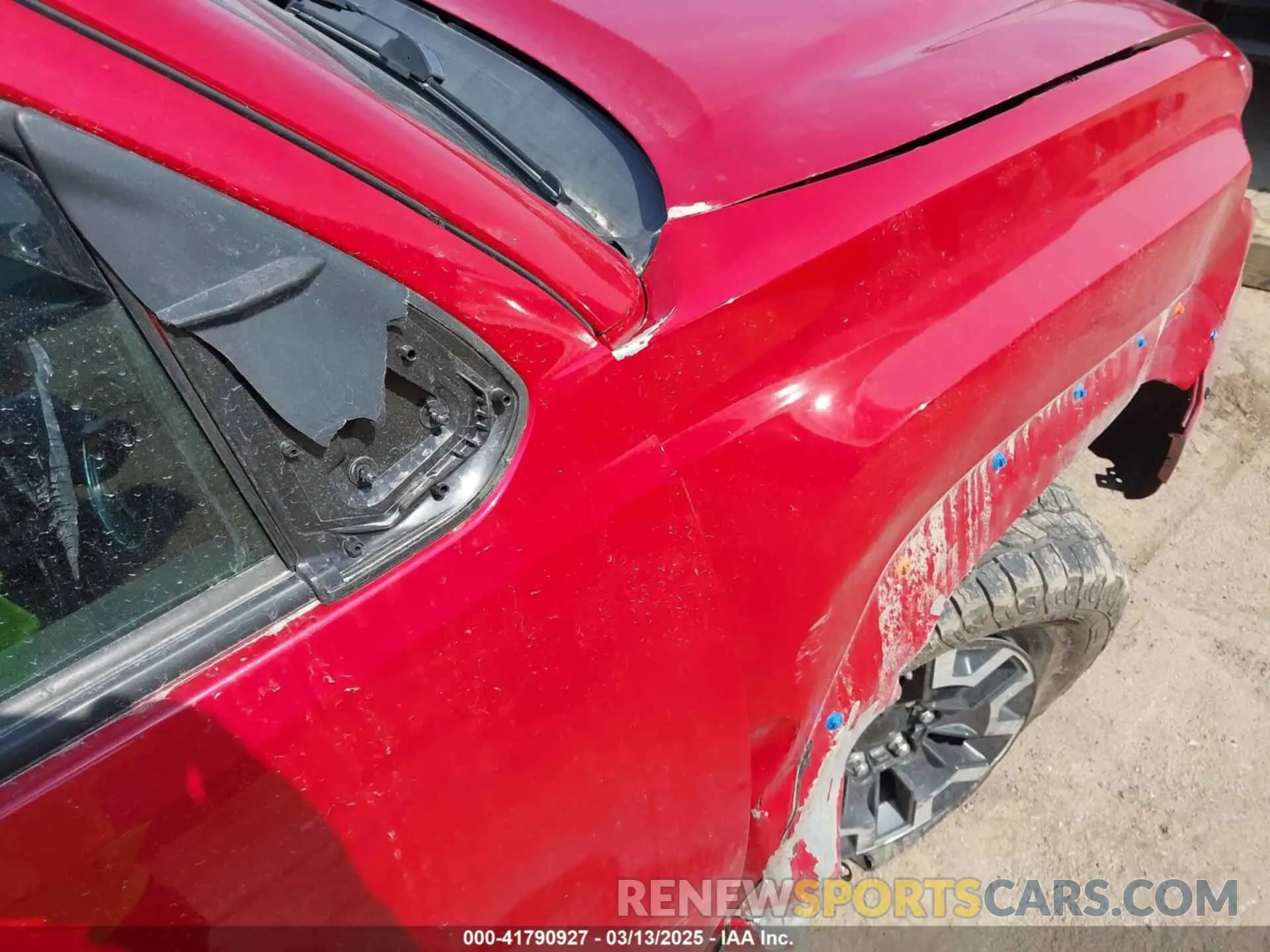20 Photograph of a damaged car 3TMCZ5AN7LM305667 TOYOTA TACOMA 2020