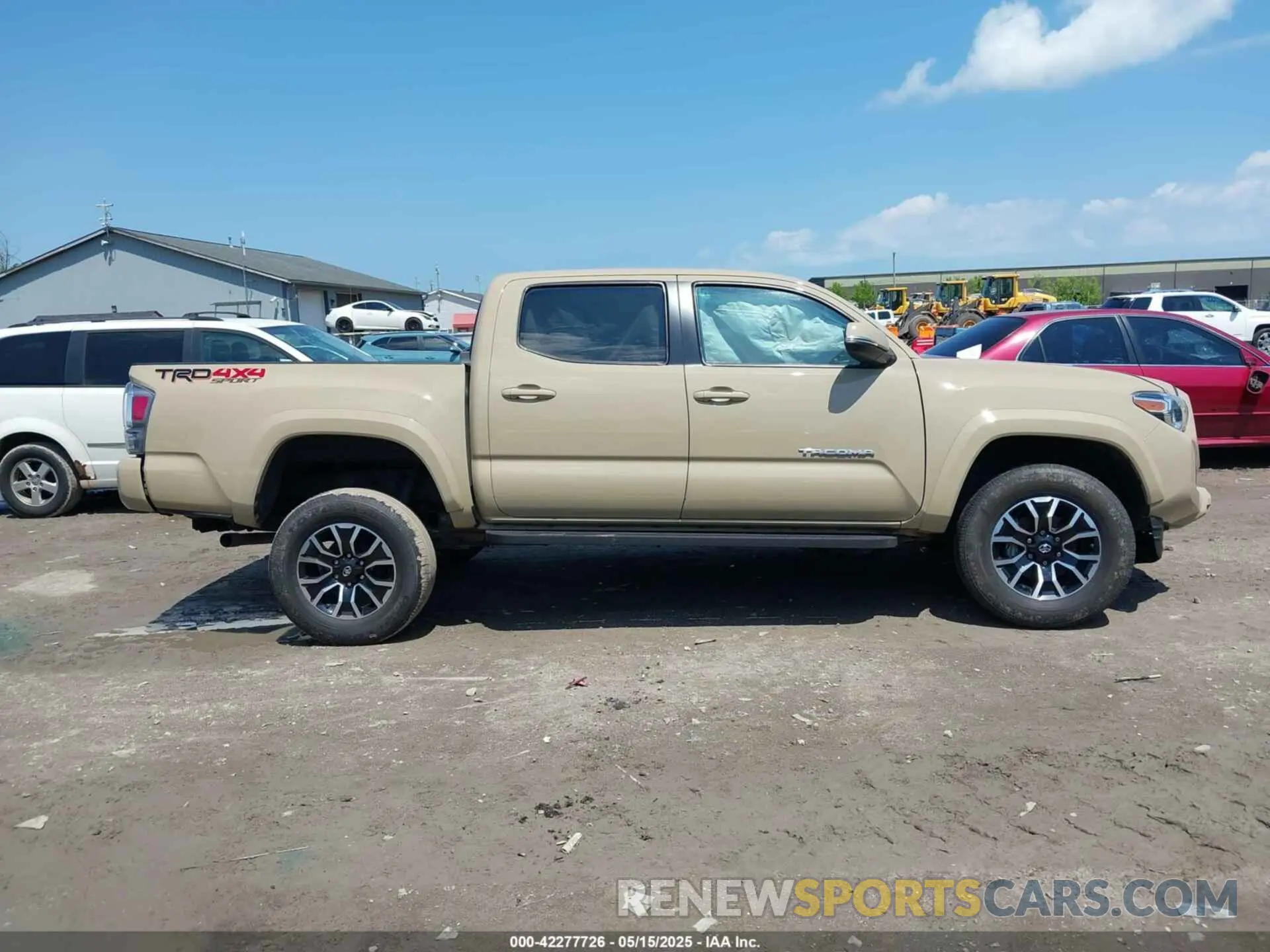 12 Photograph of a damaged car 3TMCZ5AN7LM308553 TOYOTA TACOMA 2020