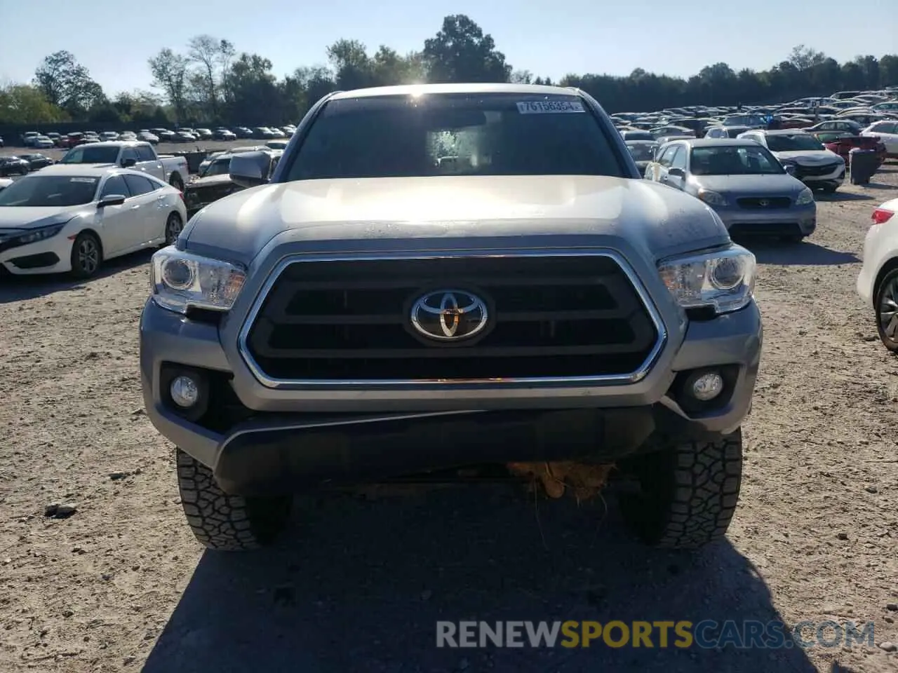 5 Photograph of a damaged car 3TMCZ5AN7LM355064 TOYOTA TACOMA 2020