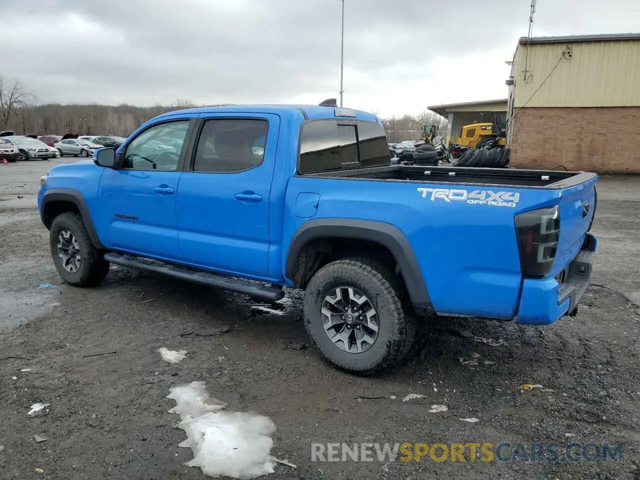 2 Photograph of a damaged car 3TMCZ5AN8LM298342 TOYOTA TACOMA 2020