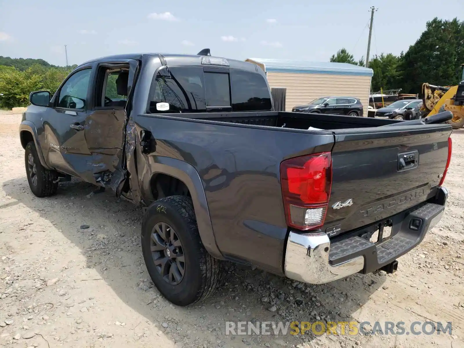 3 Photograph of a damaged car 3TMCZ5AN8LM303006 TOYOTA TACOMA 2020