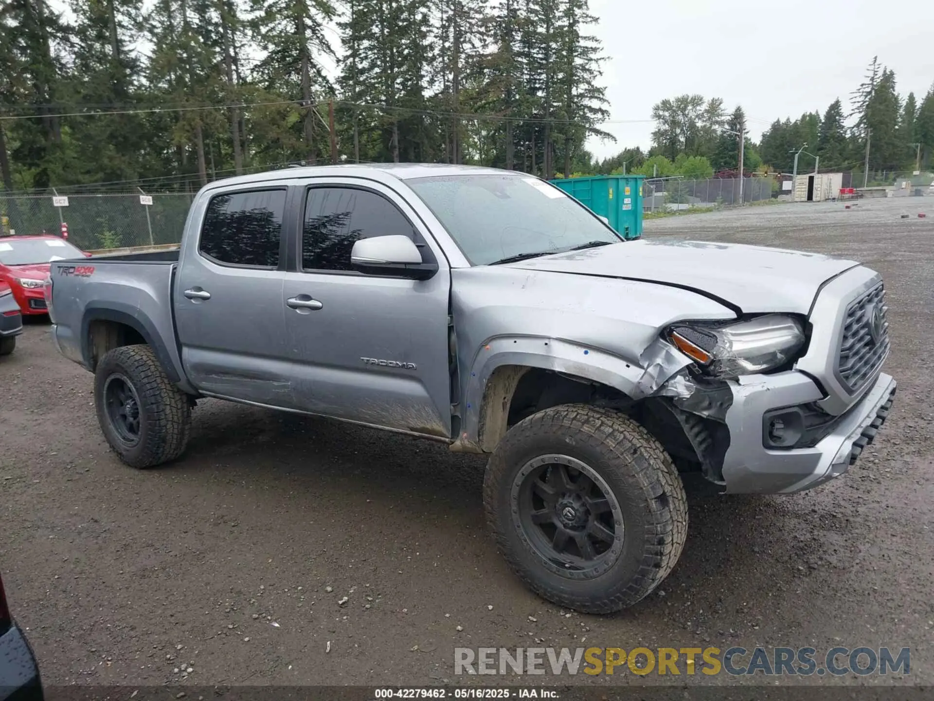13 Photograph of a damaged car 3TMCZ5AN8LM323918 TOYOTA TACOMA 2020