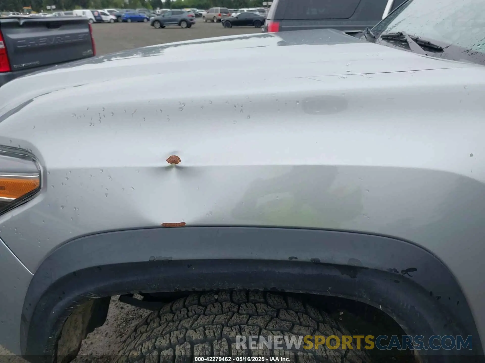 18 Photograph of a damaged car 3TMCZ5AN8LM323918 TOYOTA TACOMA 2020