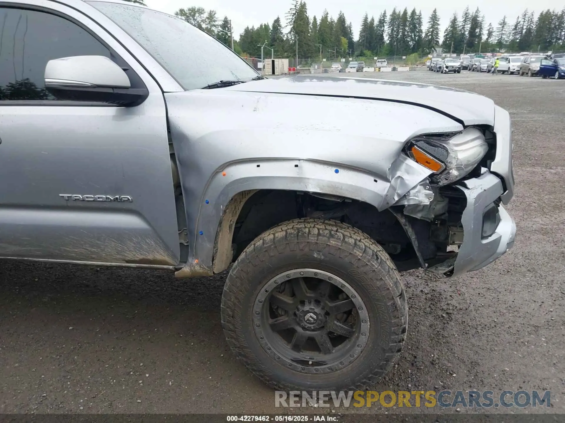 6 Photograph of a damaged car 3TMCZ5AN8LM323918 TOYOTA TACOMA 2020
