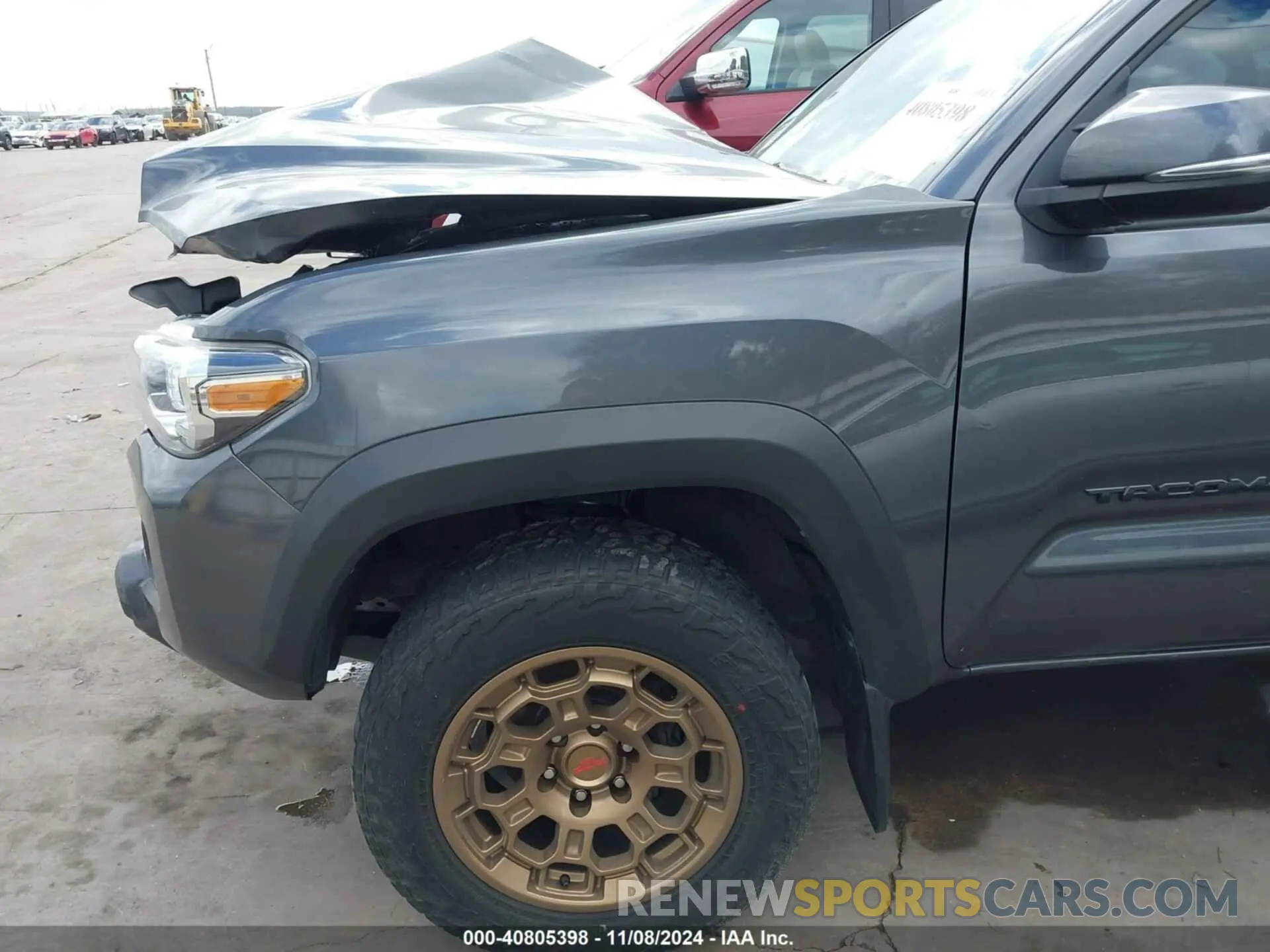 18 Photograph of a damaged car 3TMCZ5AN8LM343067 TOYOTA TACOMA 2020