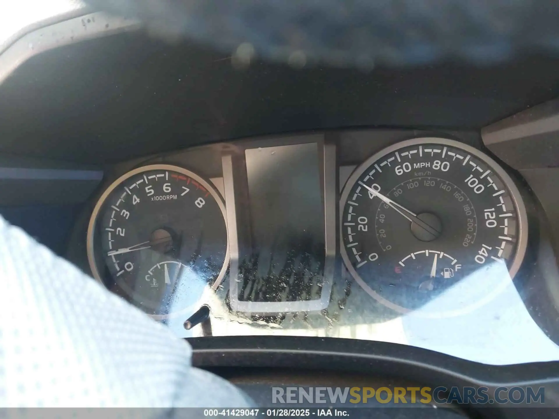 15 Photograph of a damaged car 3TMCZ5AN9LM307307 TOYOTA TACOMA 2020