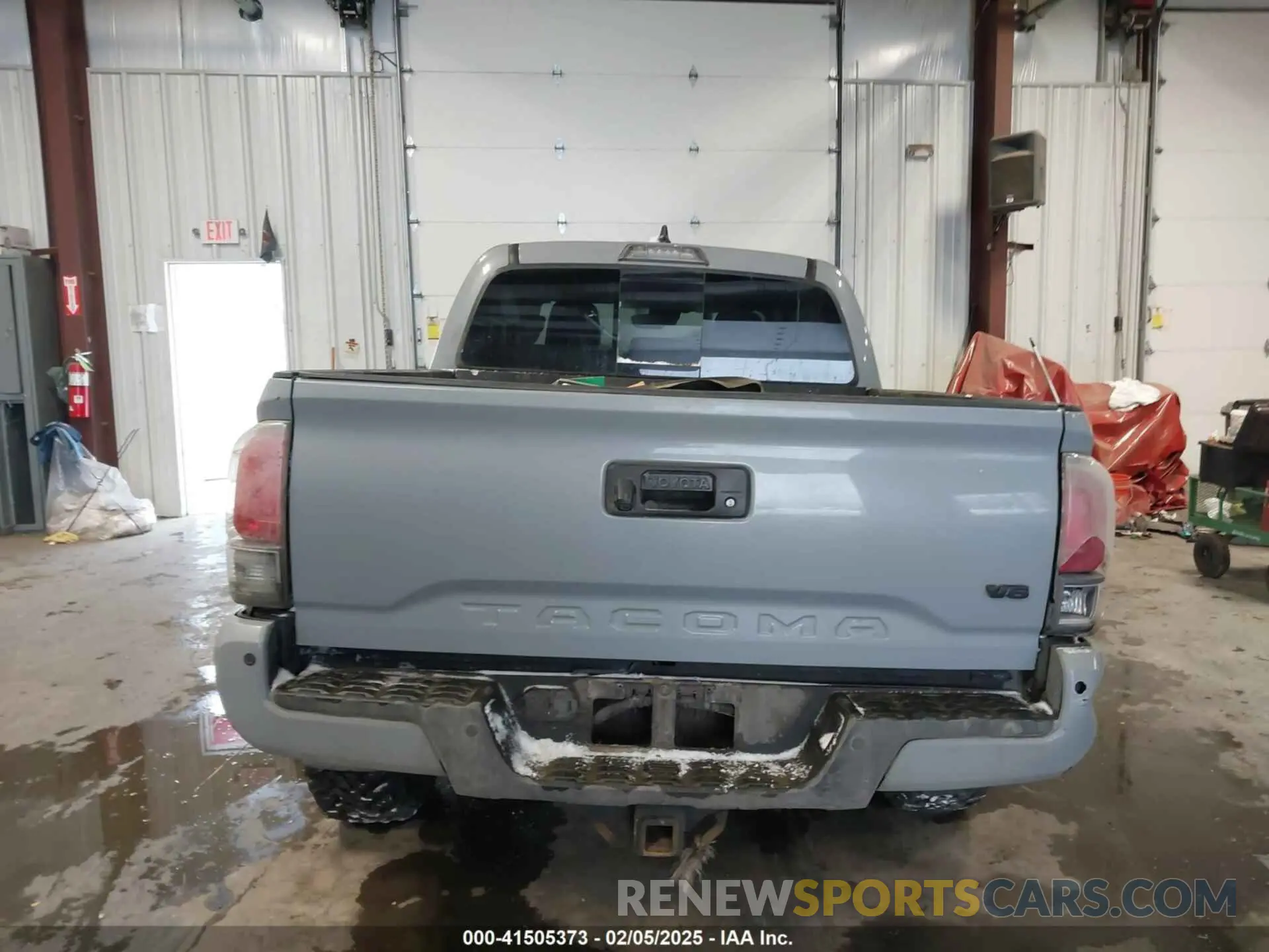 16 Photograph of a damaged car 3TMCZ5AN9LM328660 TOYOTA TACOMA 2020