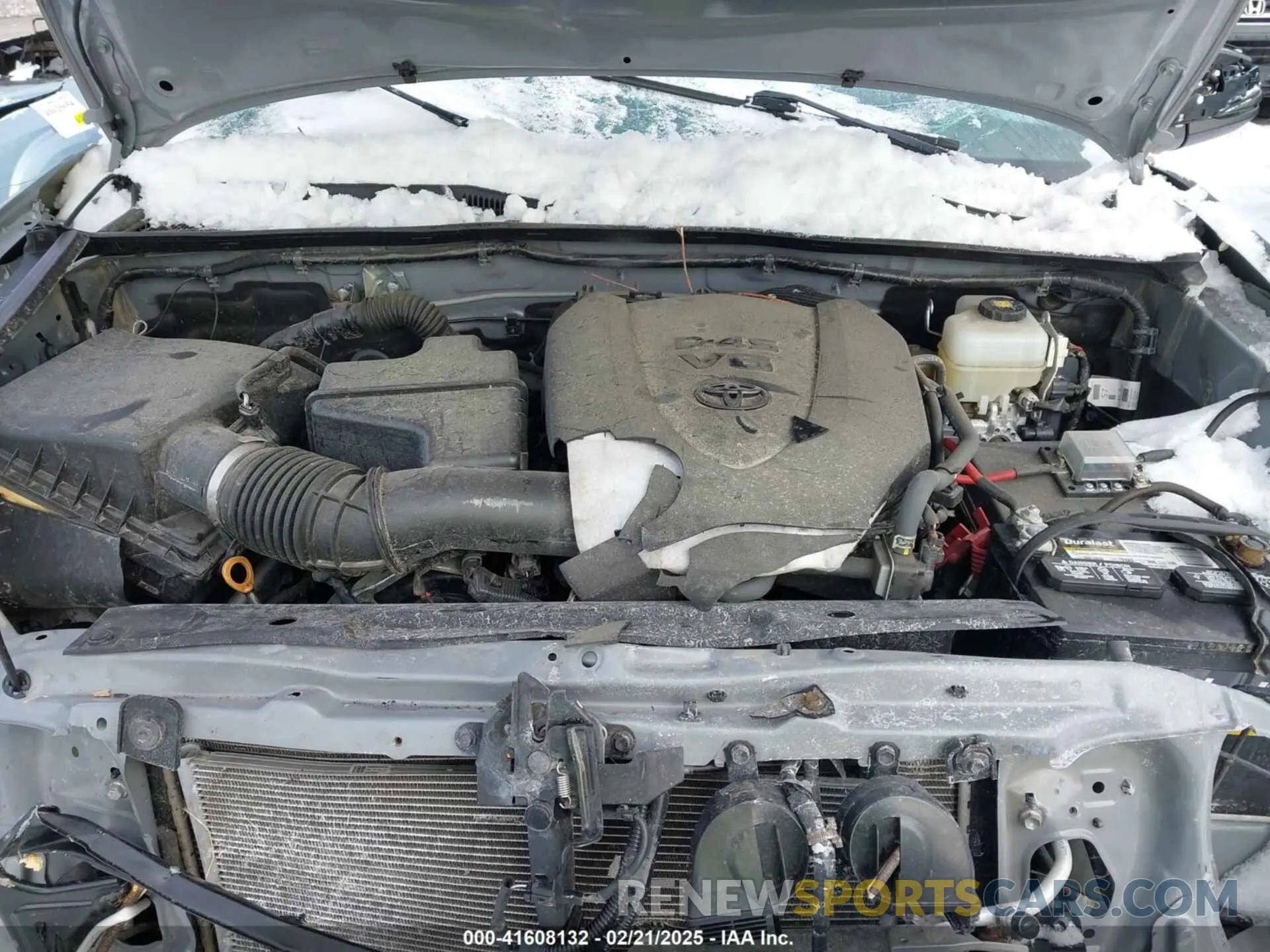 10 Photograph of a damaged car 3TMCZ5AN9LM339240 TOYOTA TACOMA 2020