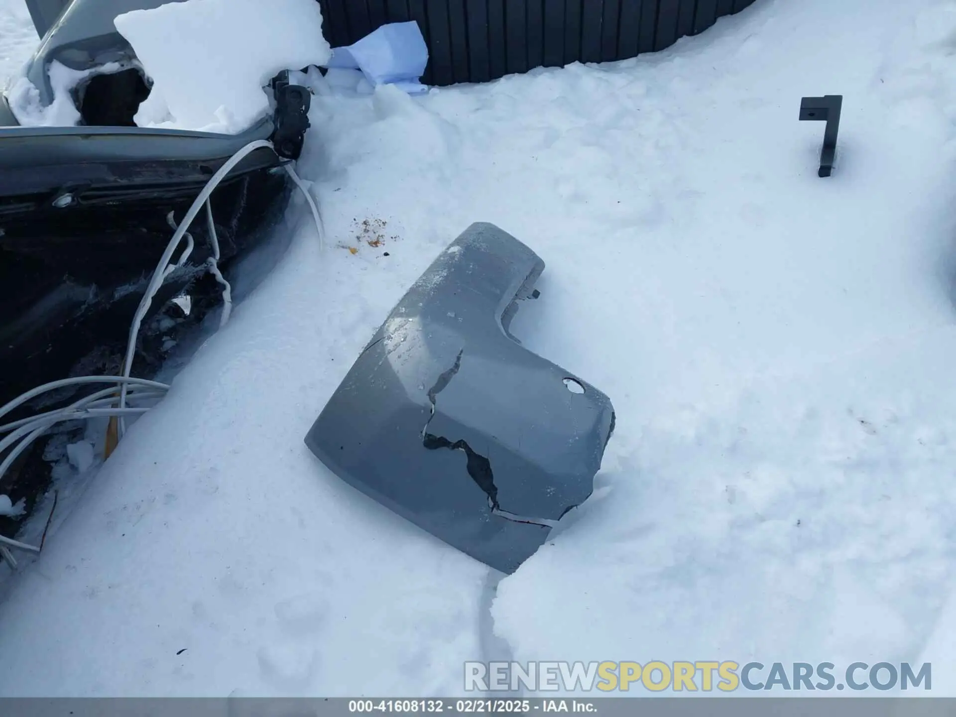 11 Photograph of a damaged car 3TMCZ5AN9LM339240 TOYOTA TACOMA 2020
