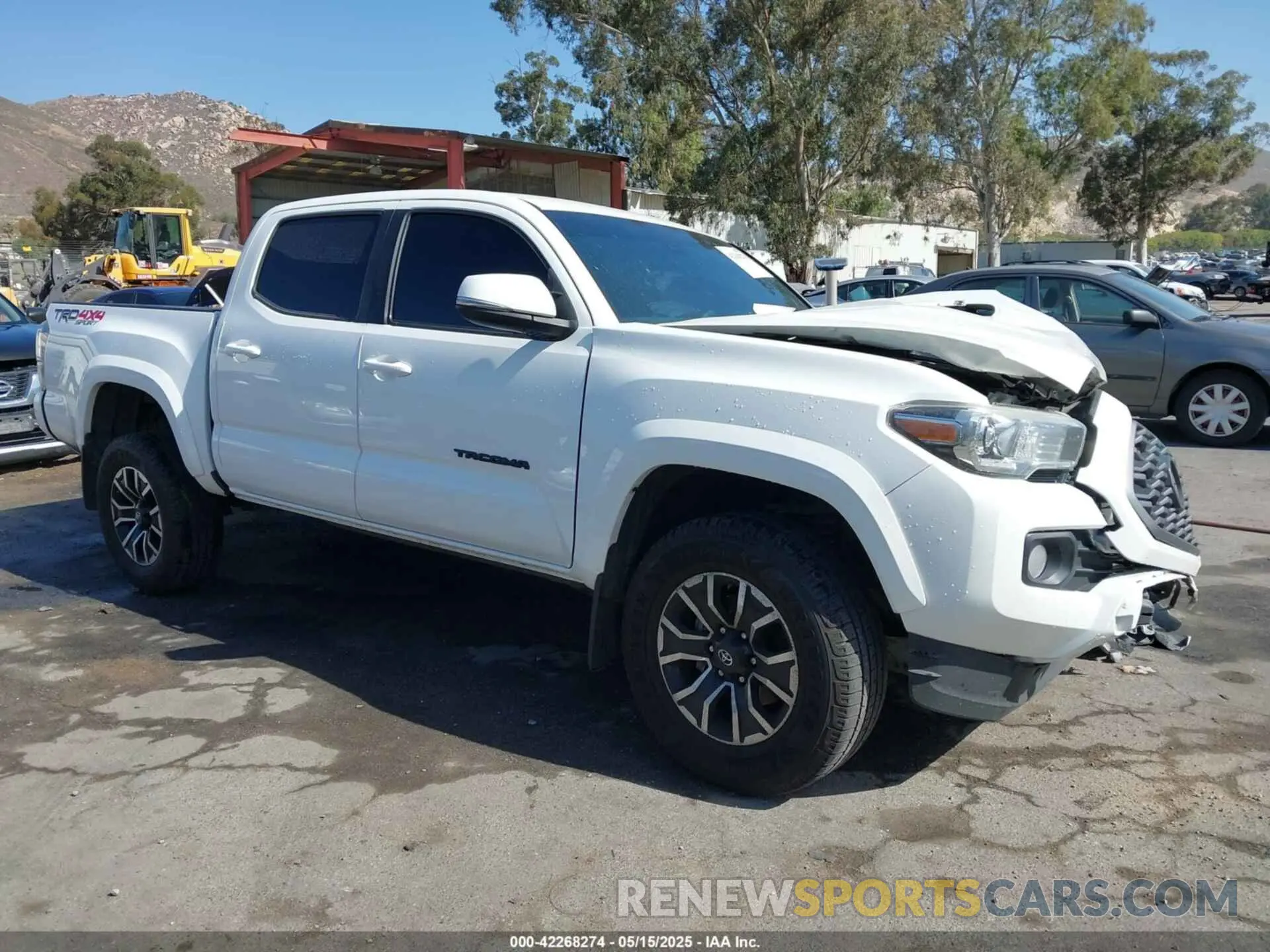 1 Photograph of a damaged car 3TMCZ5AN9LM341778 TOYOTA TACOMA 2020