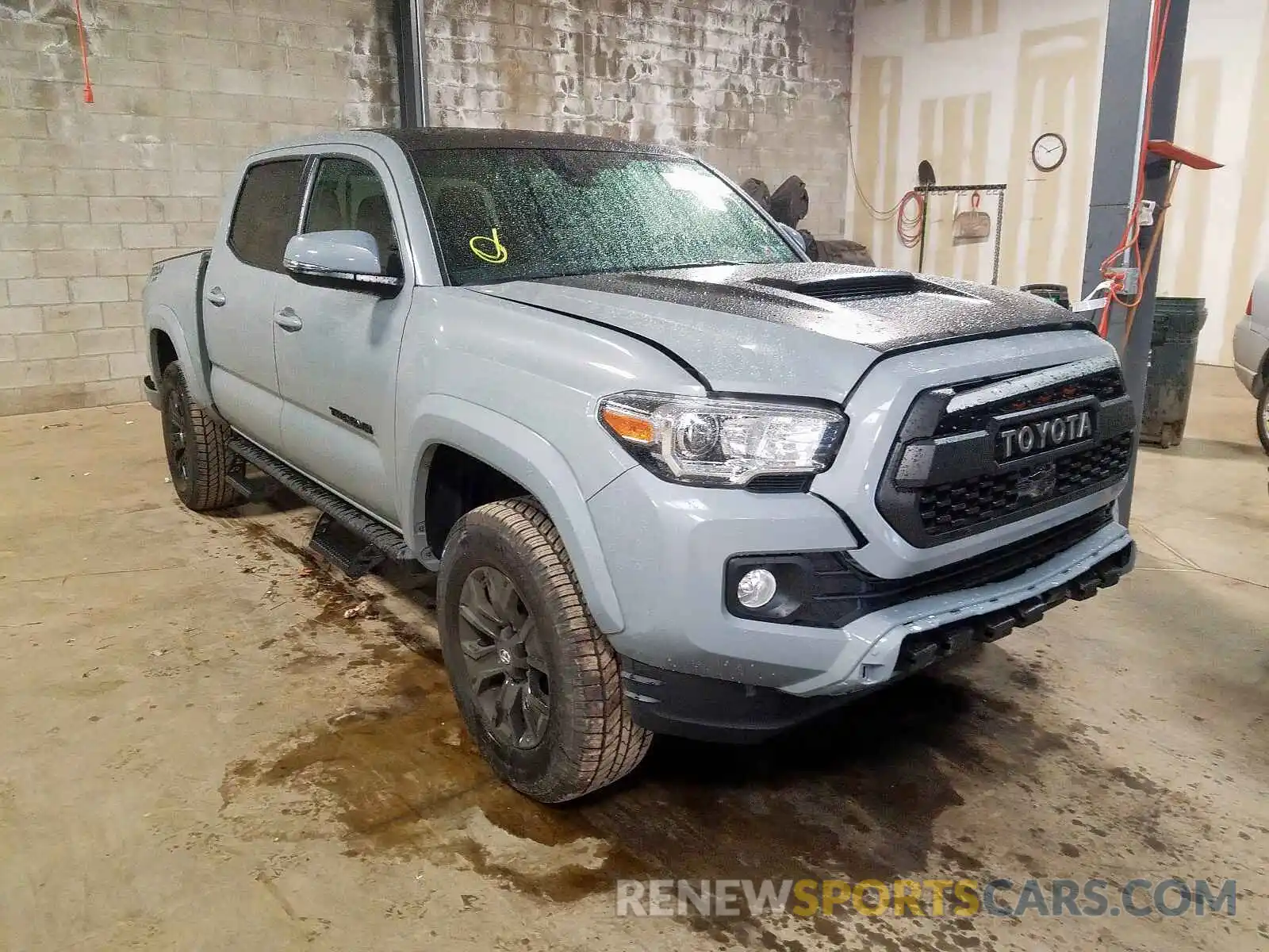 1 Photograph of a damaged car 3TMCZ5ANXLM293174 TOYOTA TACOMA 2020