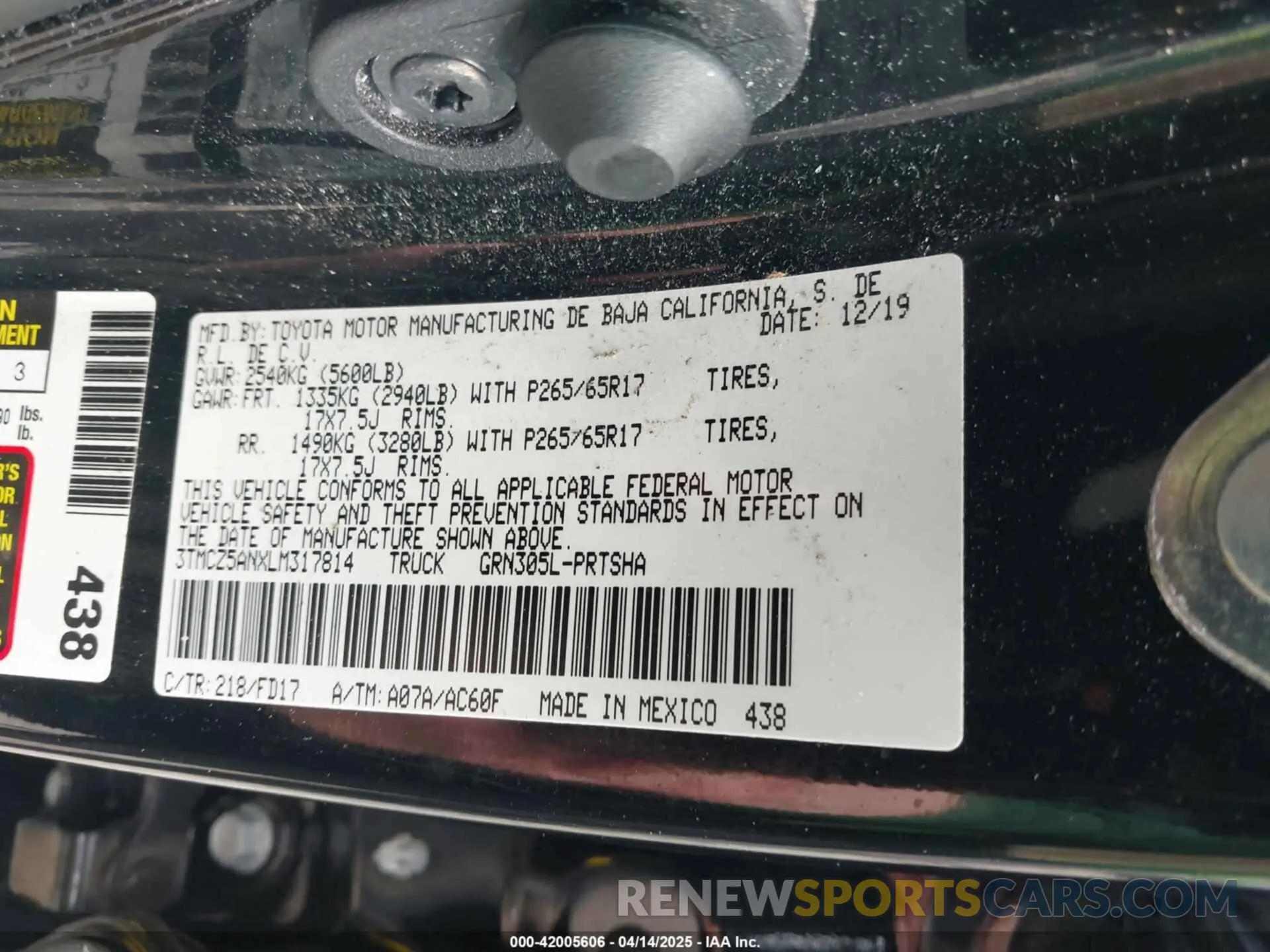 9 Photograph of a damaged car 3TMCZ5ANXLM317814 TOYOTA TACOMA 2020