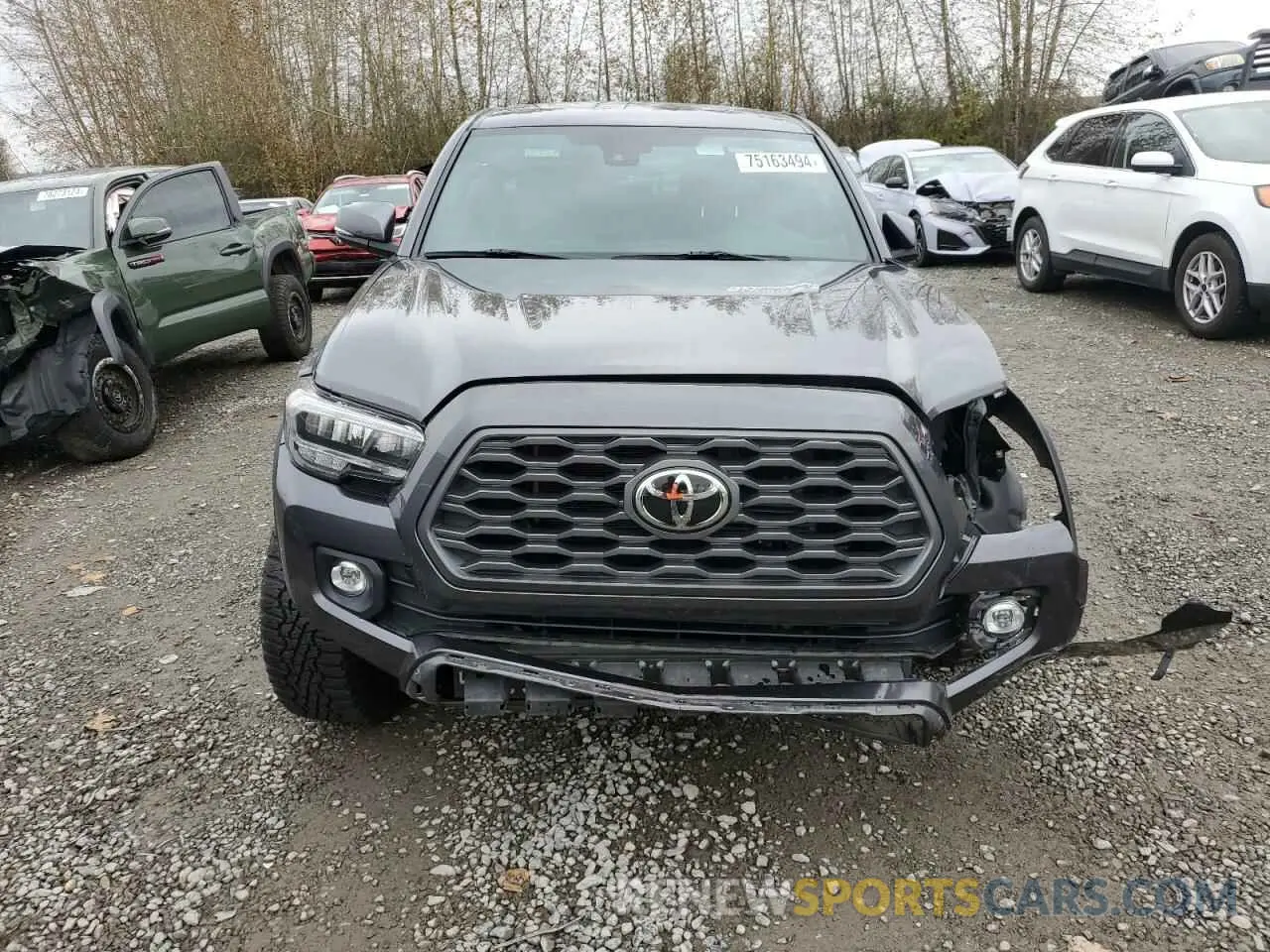 5 Photograph of a damaged car 3TMCZ5ANXLM340929 TOYOTA TACOMA 2020