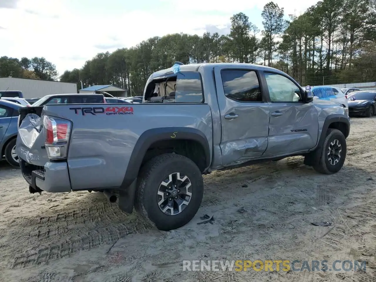 3 Photograph of a damaged car 3TMCZ5ANXLM352126 TOYOTA TACOMA 2020