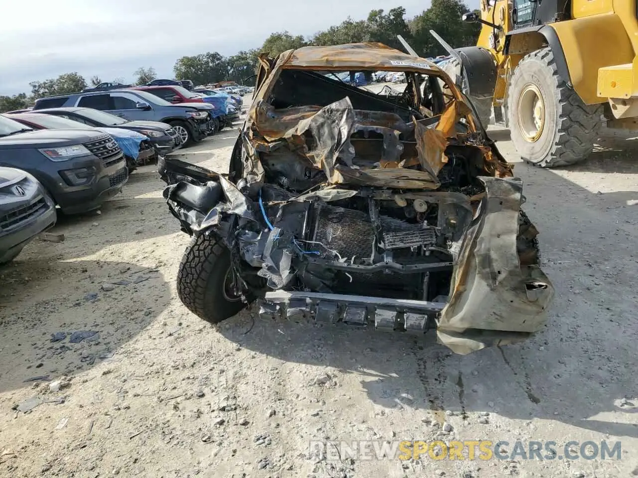5 Photograph of a damaged car 3TMDZ5BN0LM081967 TOYOTA TACOMA 2020