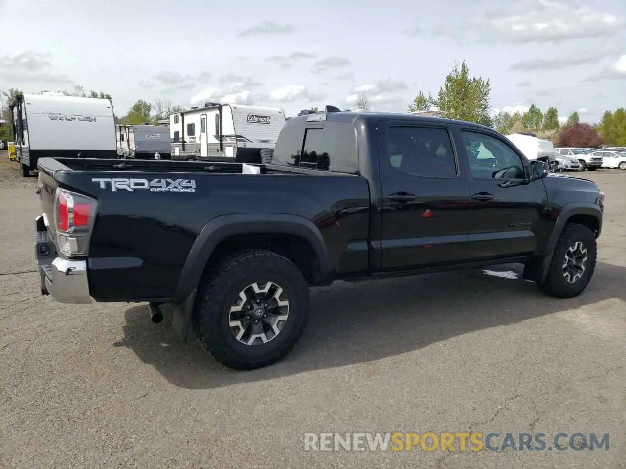 3 Photograph of a damaged car 3TMDZ5BN0LM085680 TOYOTA TACOMA 2020