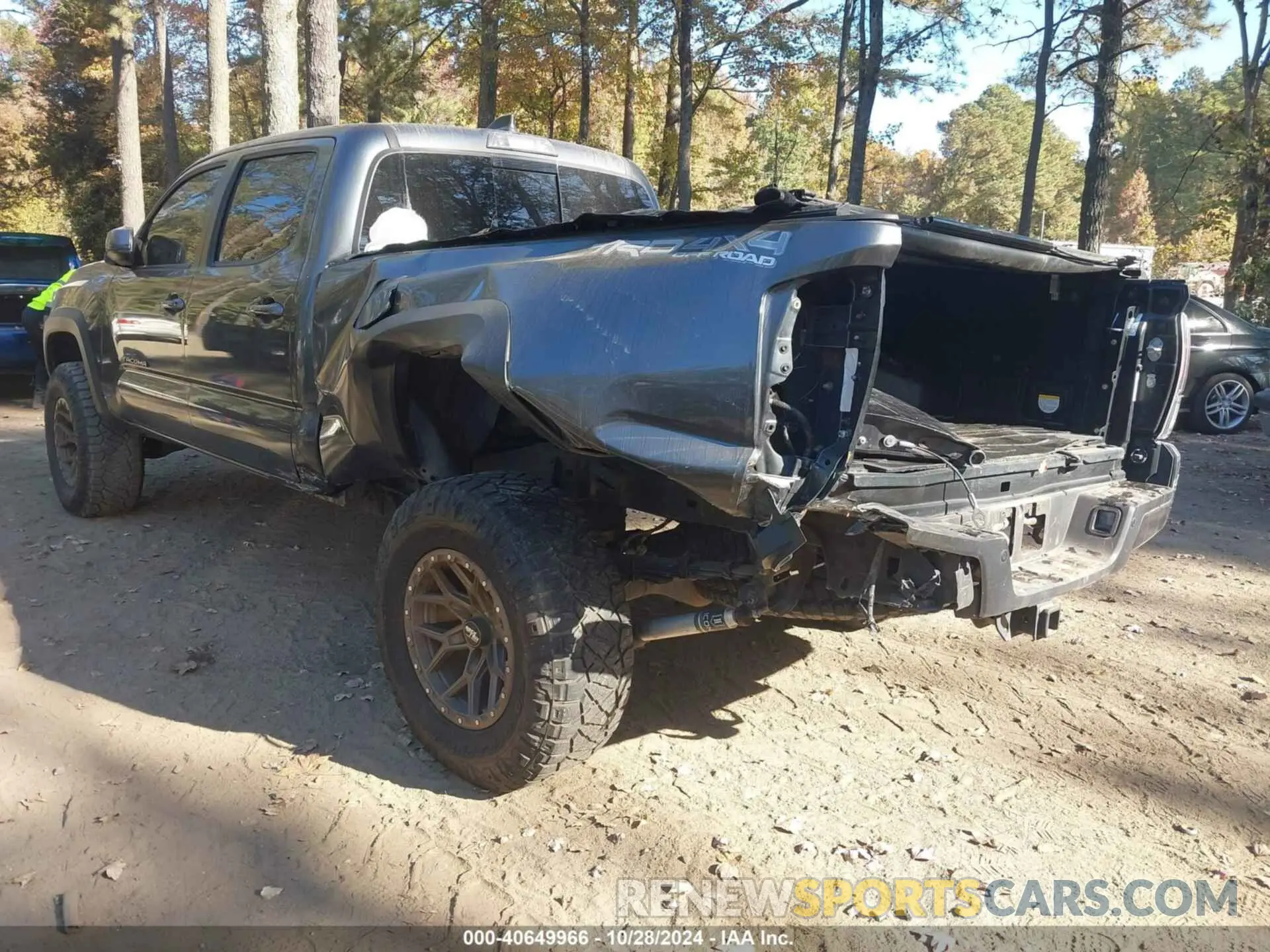 3 Photograph of a damaged car 3TMDZ5BN0LM096081 TOYOTA TACOMA 2020