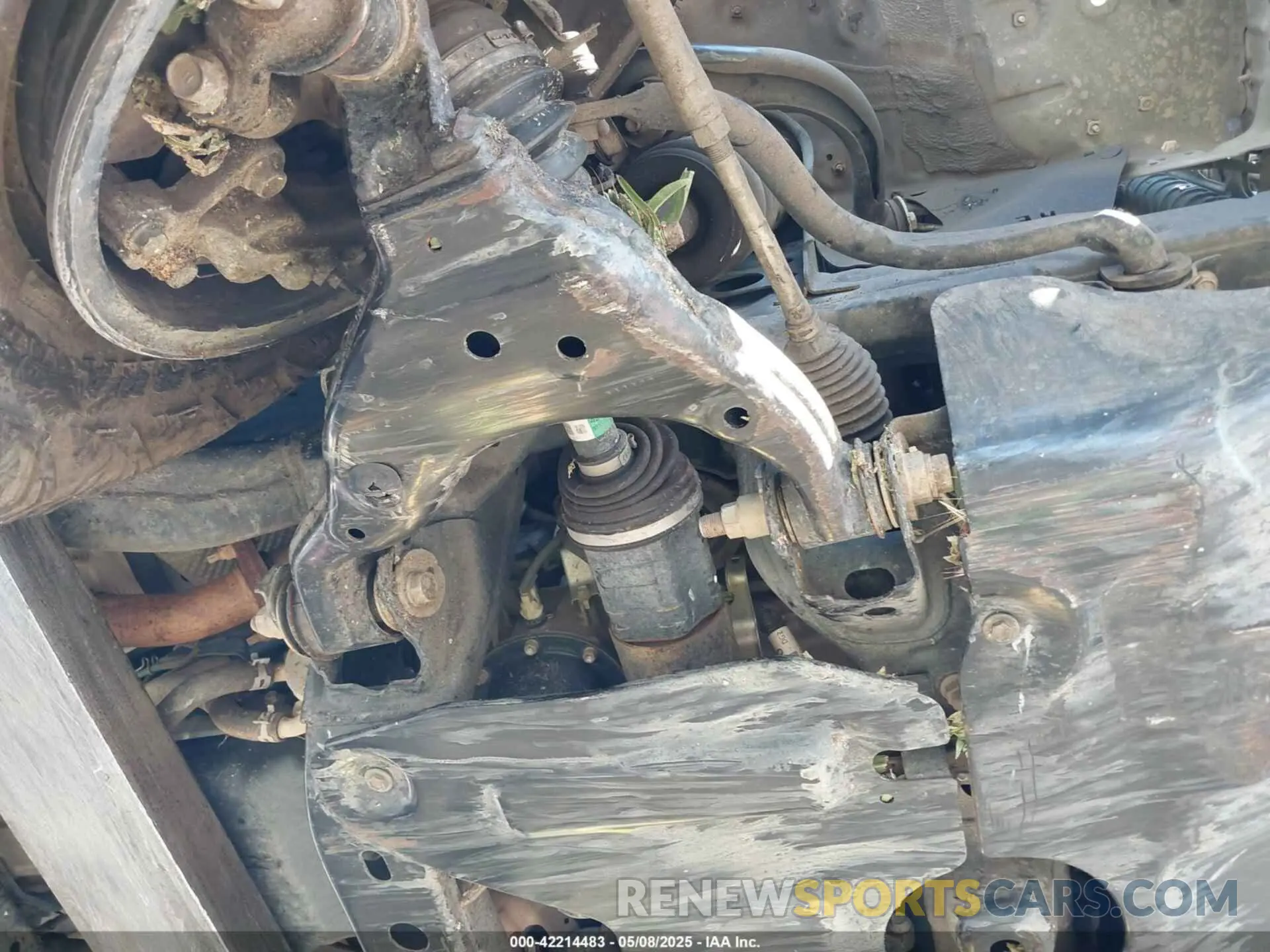 19 Photograph of a damaged car 3TMDZ5BN1LM085218 TOYOTA TACOMA 2020
