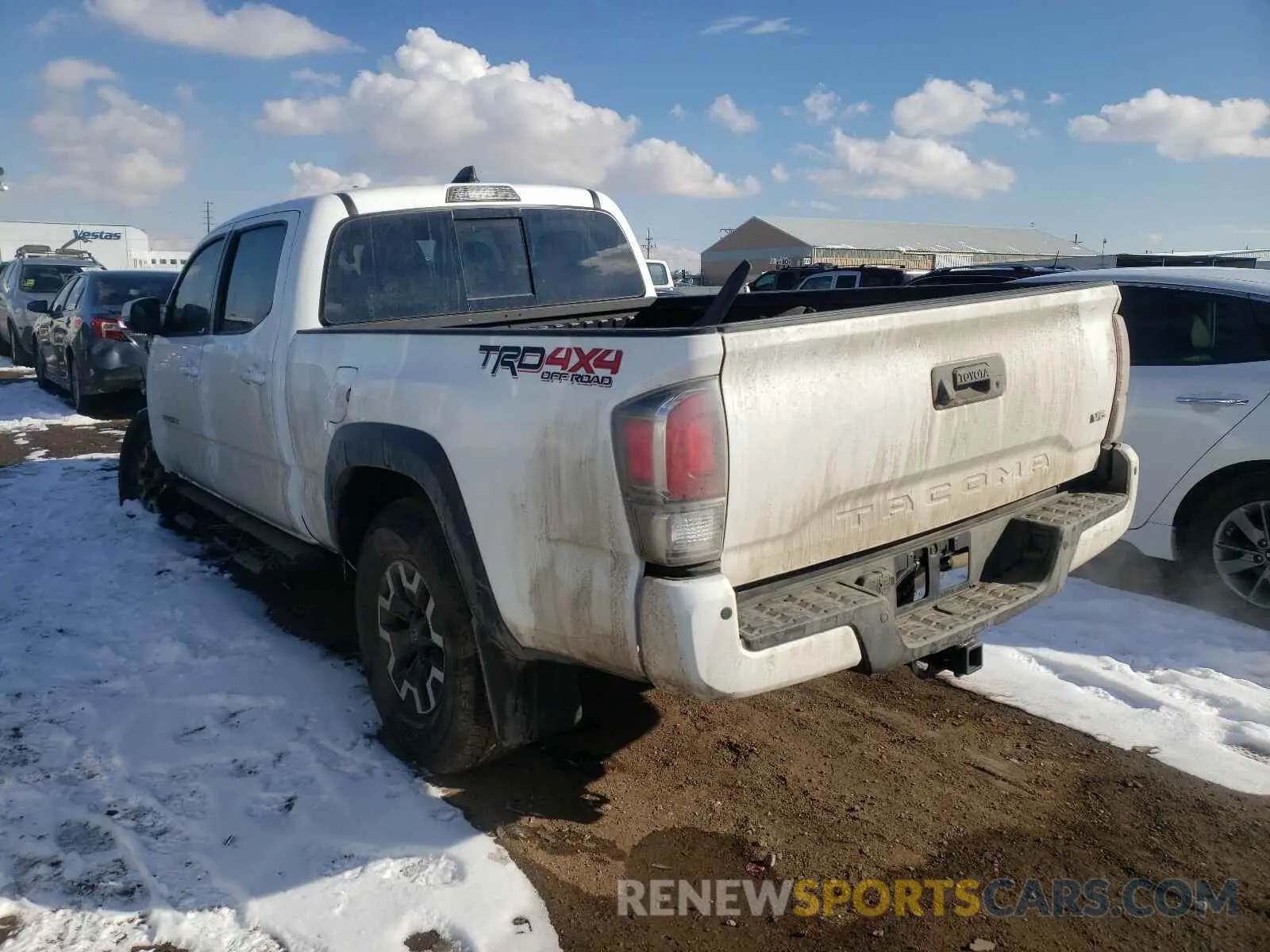 3 Photograph of a damaged car 3TMDZ5BN1LM091648 TOYOTA TACOMA 2020